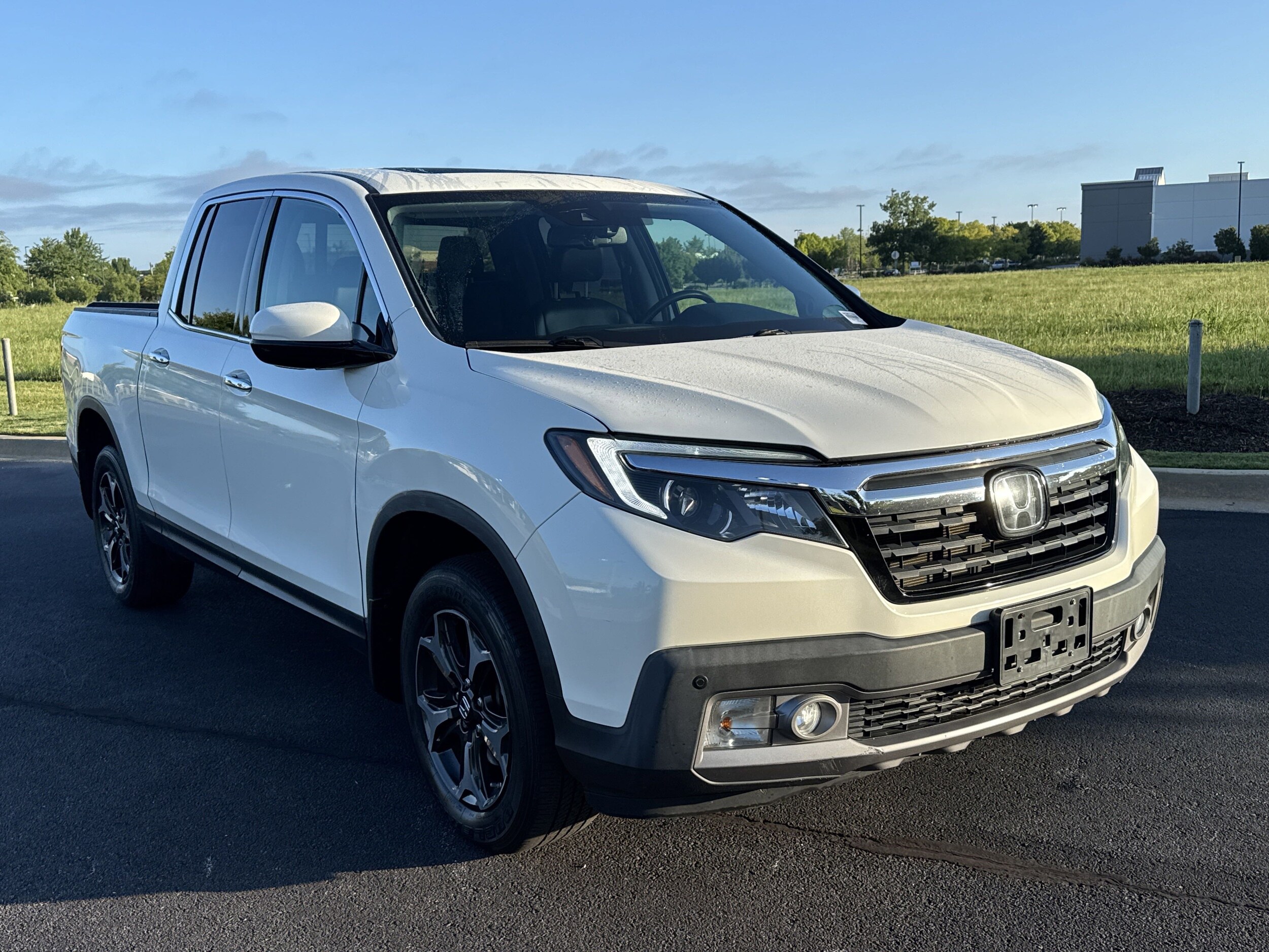 2018 Honda Ridgeline RTL-E photo 2