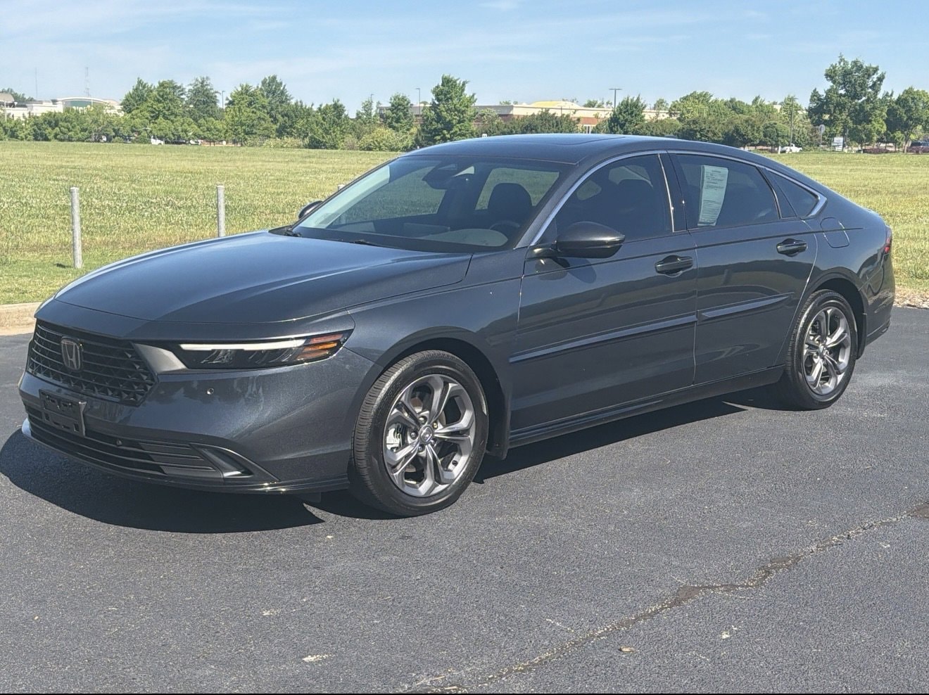 2024 Honda Accord Hybrid EX-L photo 4