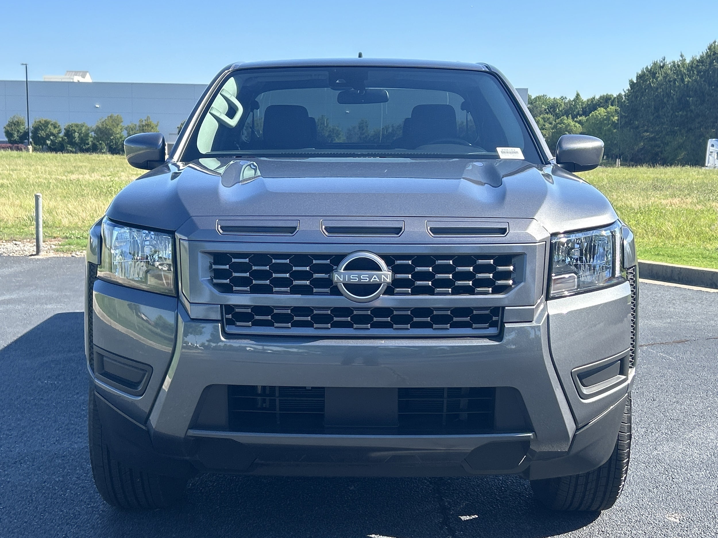 Nissan Frontier SV