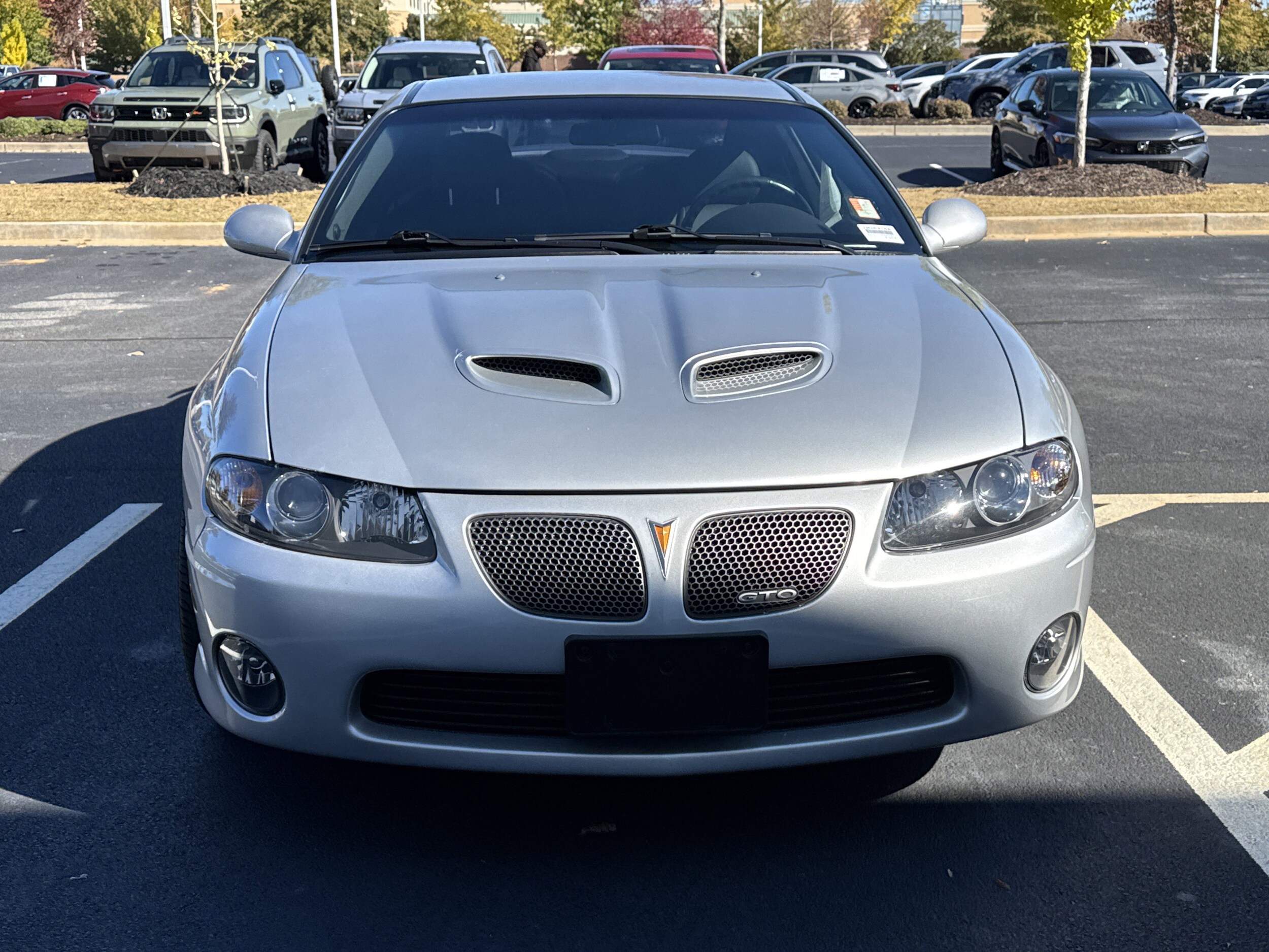 2006 Pontiac GTO photo 3