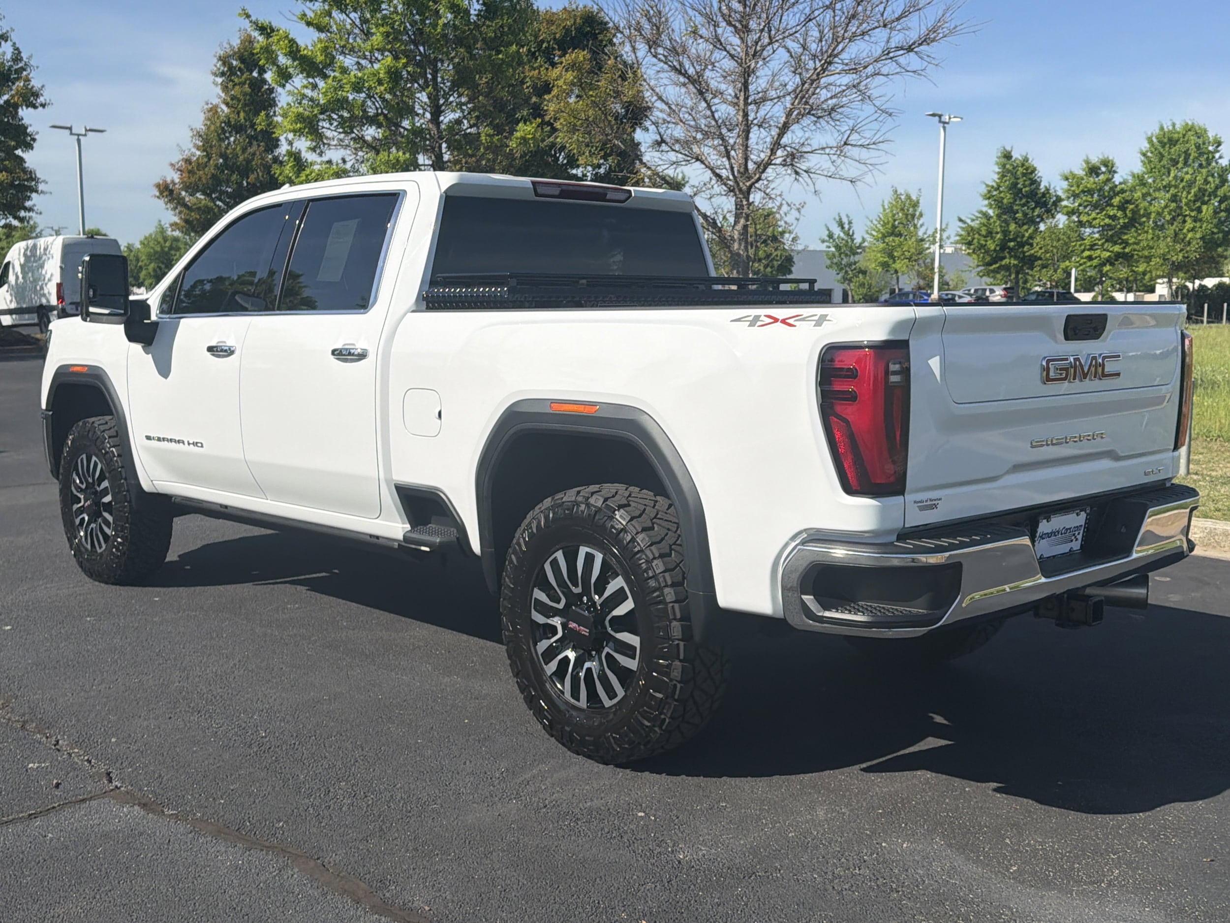 2025 GMC Sierra 2500 HD SLT photo 5