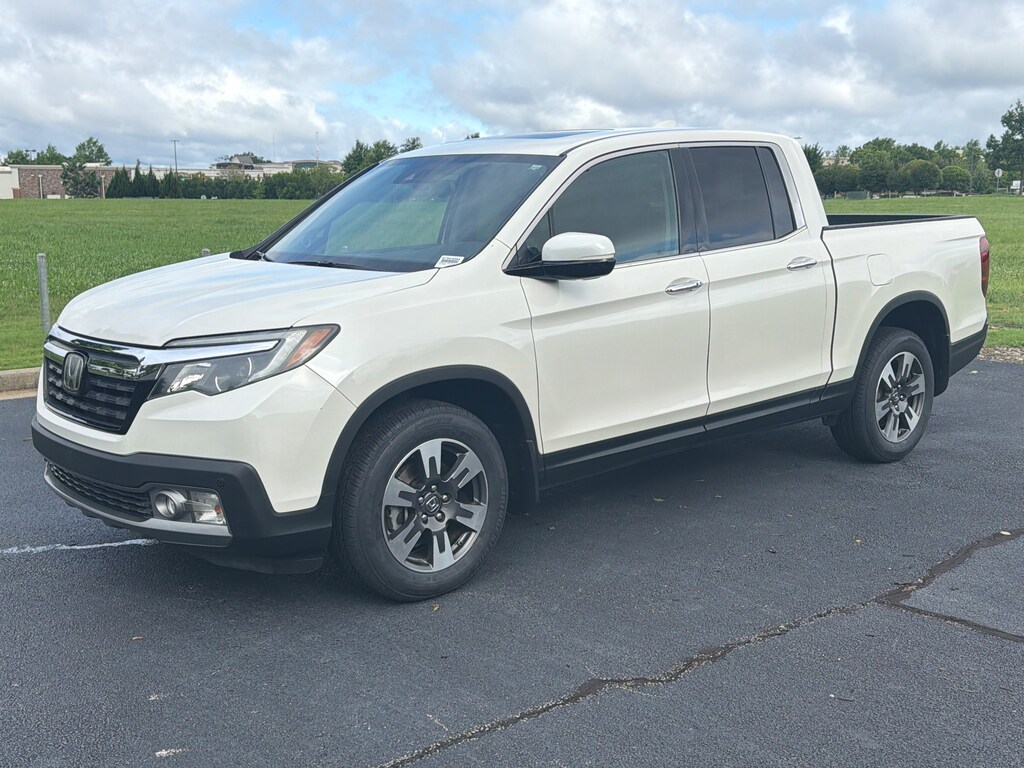 Used 2017 Honda Ridgeline RTL-E AWD Truck Crew Cab