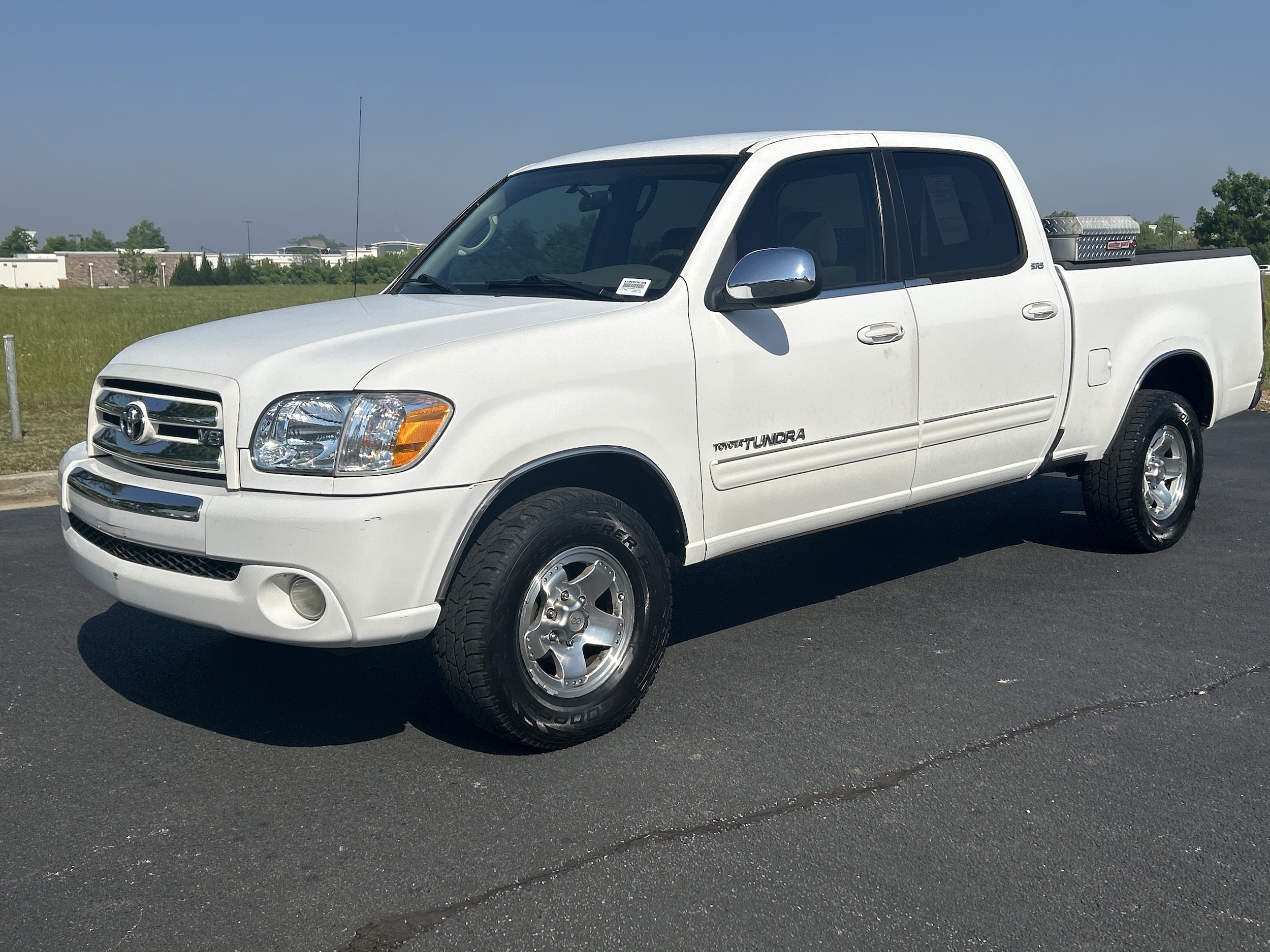 2005 Toyota Tundra SR5 V8 photo 4