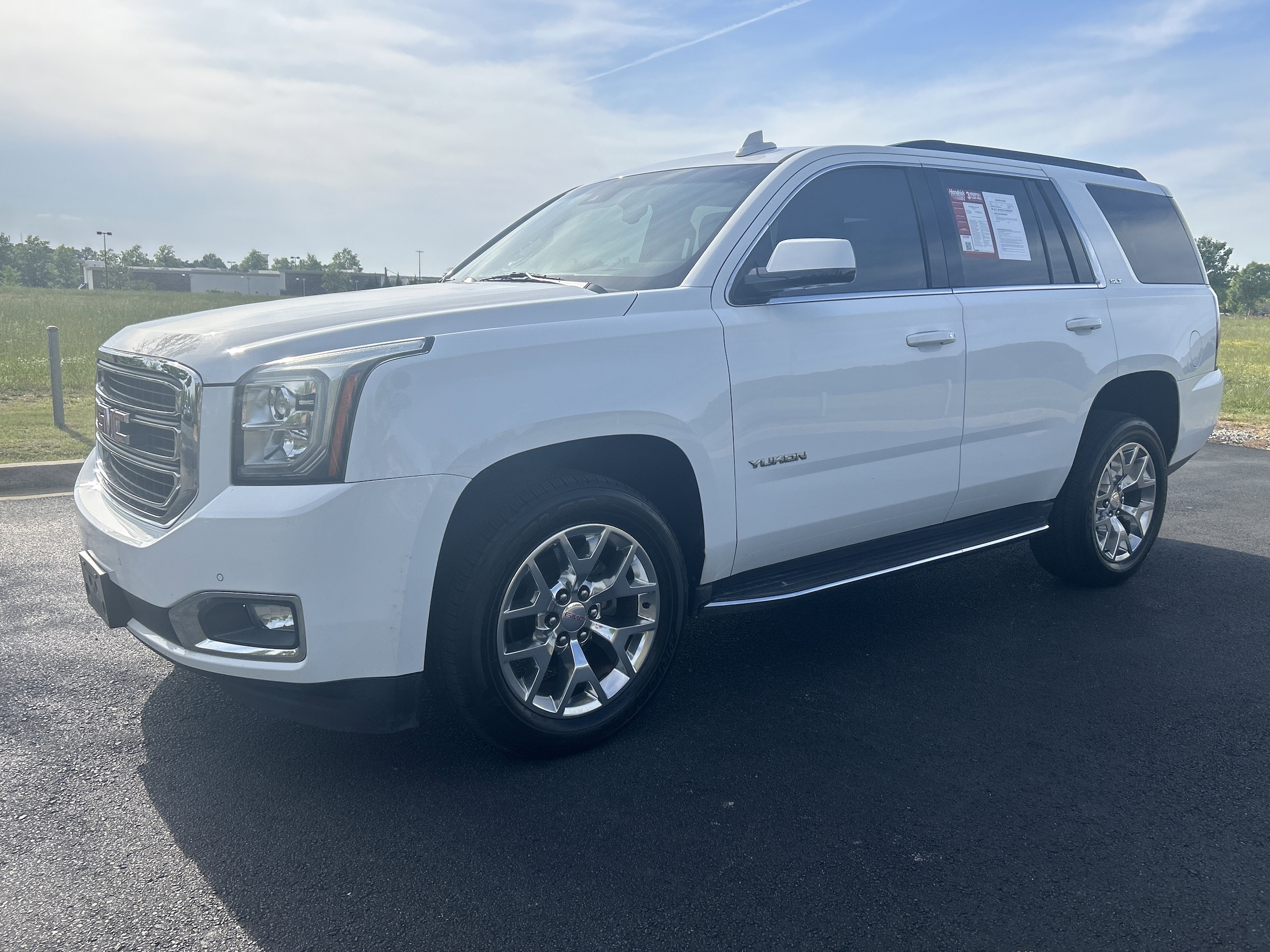 2016 GMC Yukon SLT photo 5