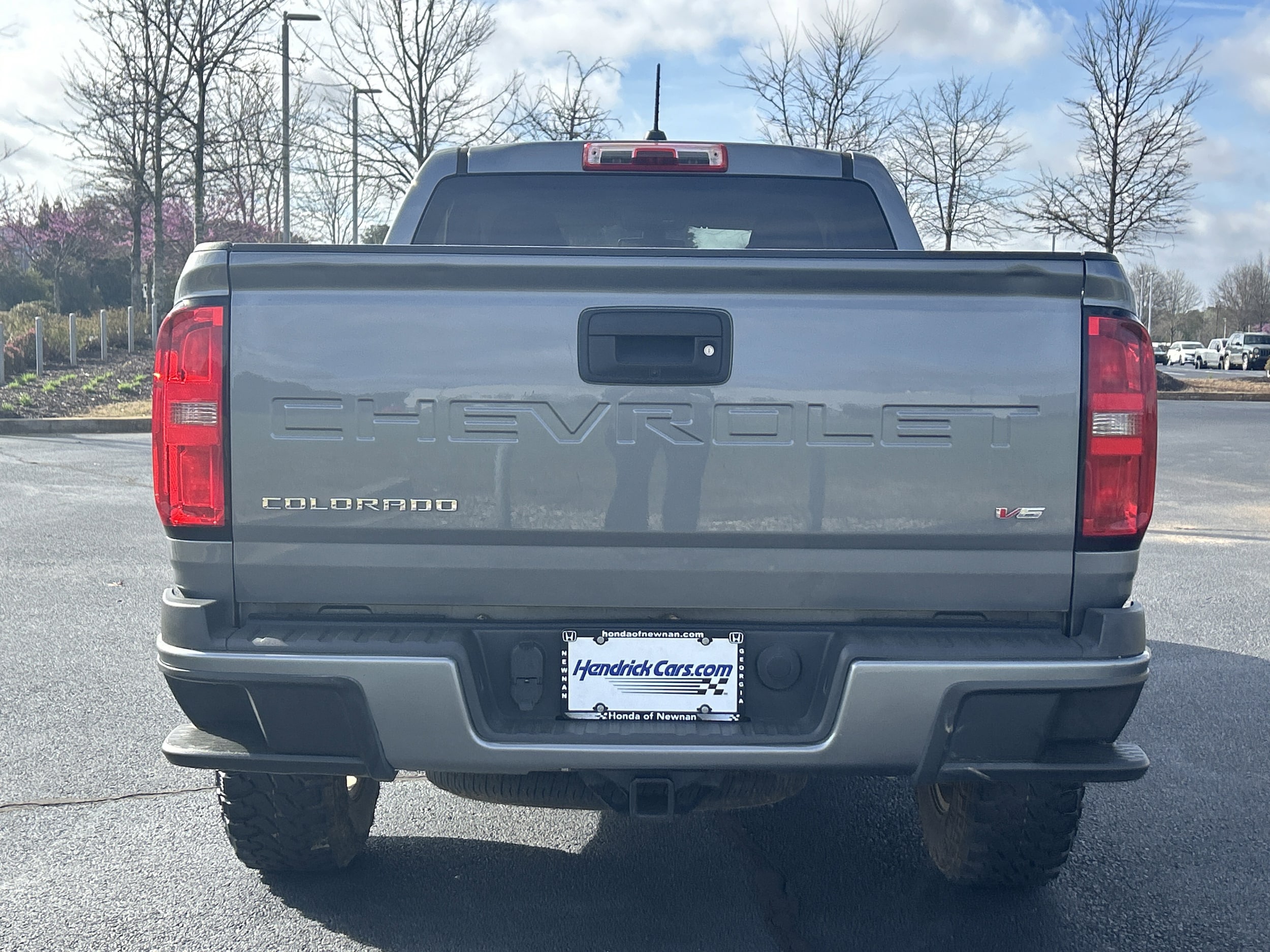 2021 Chevrolet Colorado LT photo 3