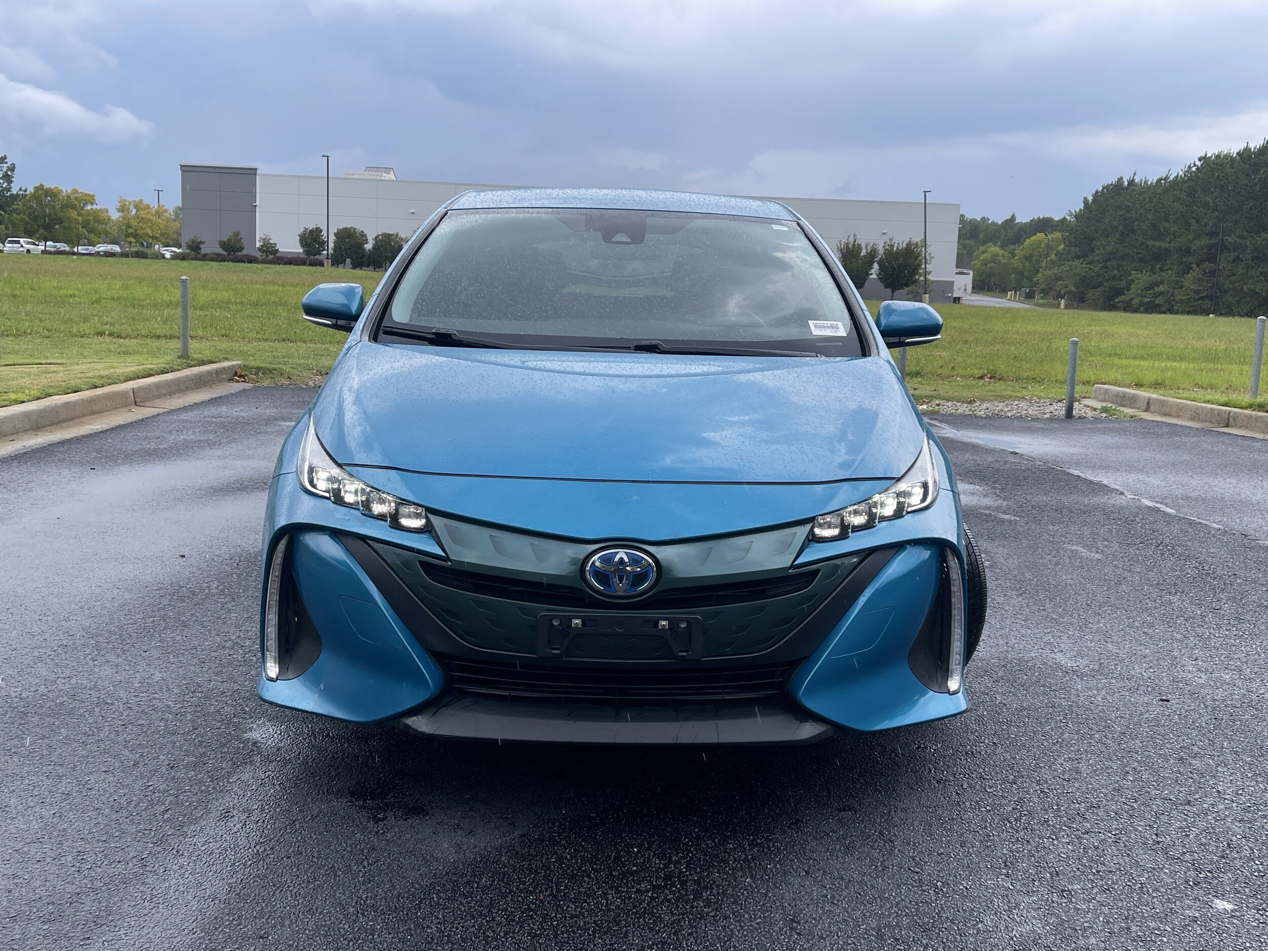 2018 Toyota Prius Prime Plus photo 3