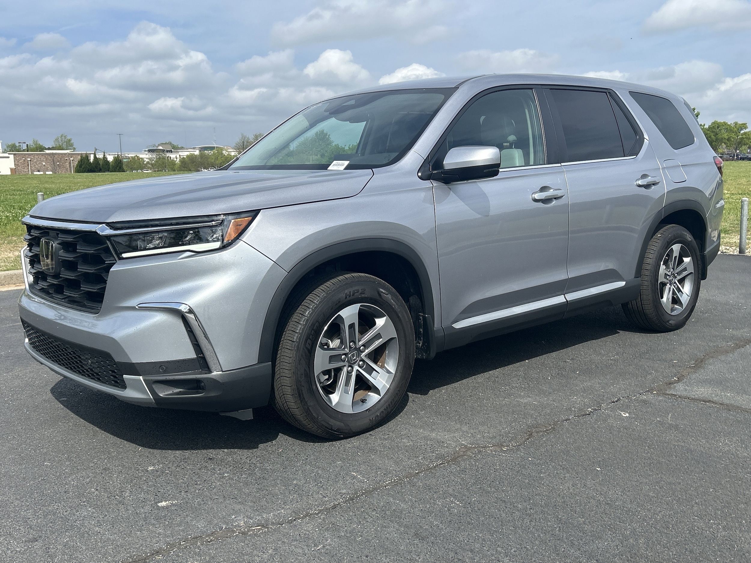 2025 Honda Pilot EX-L photo 4
