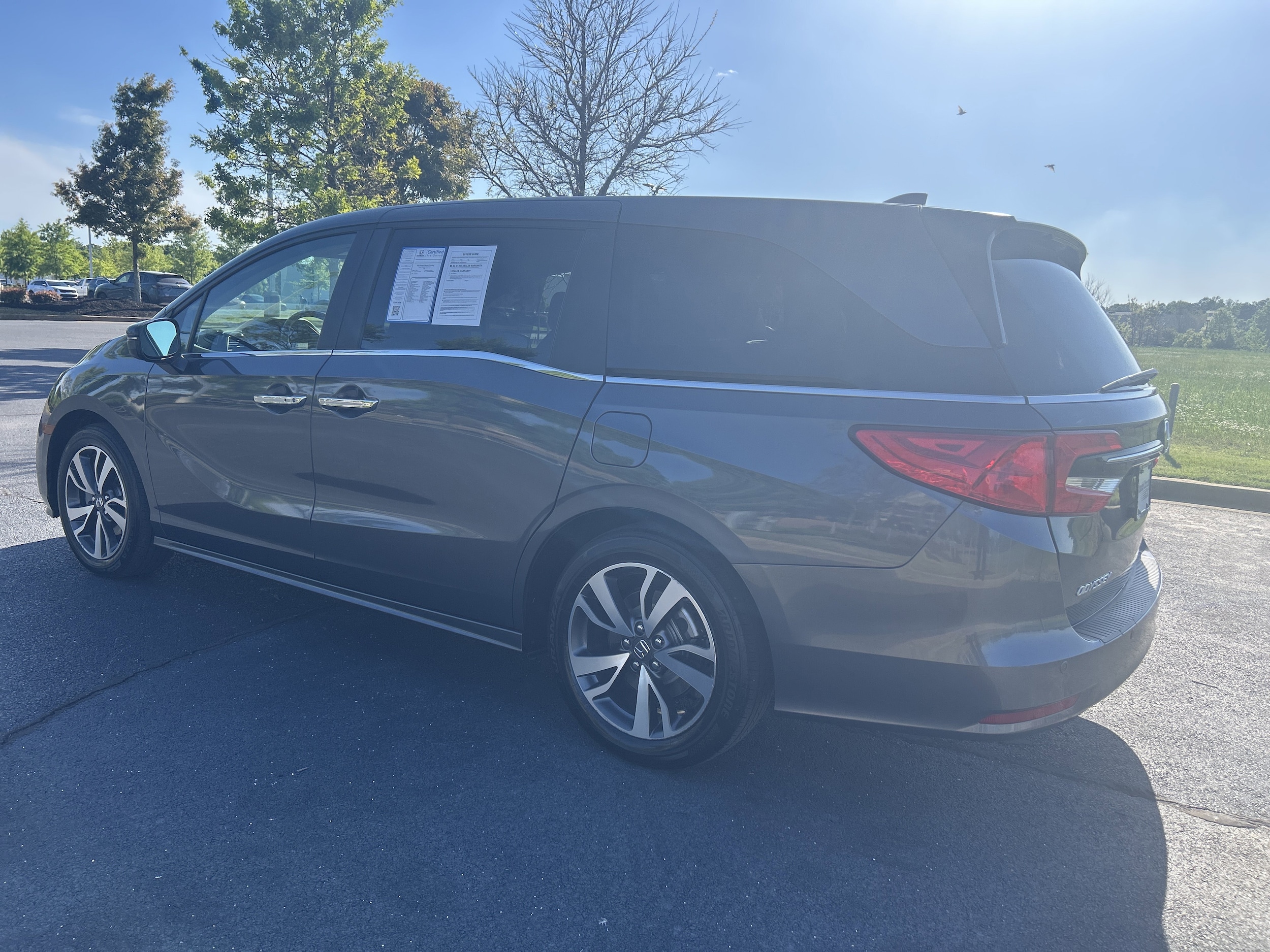 2023 Honda Odyssey Touring photo 6