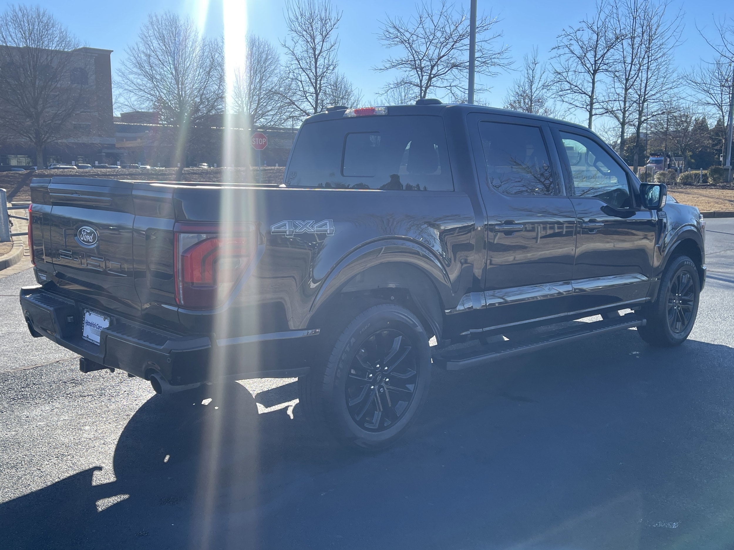 2024 Ford F-150 Lariat photo 3