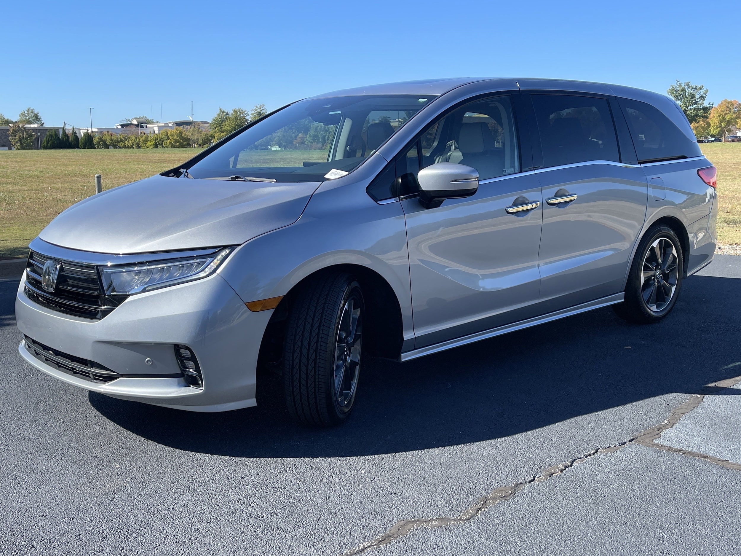 2023 Honda Odyssey Elite photo 3