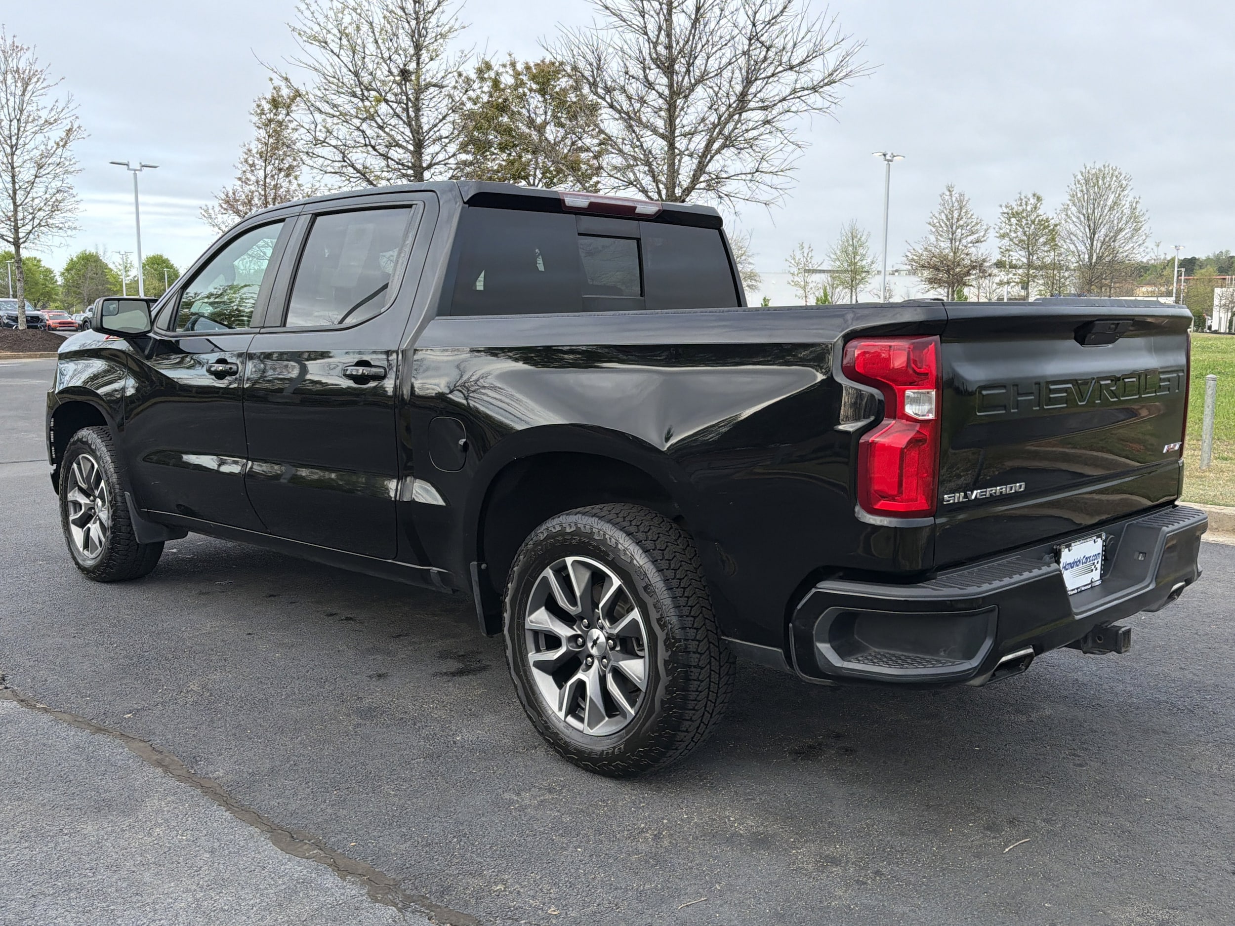 2020 Chevrolet Silverado 1500 RST photo 3