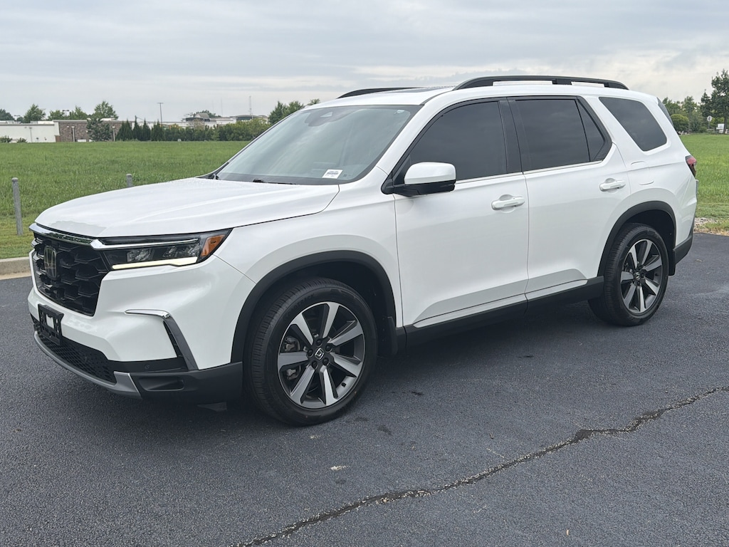 Certified 2024 Honda Pilot Touring SUV