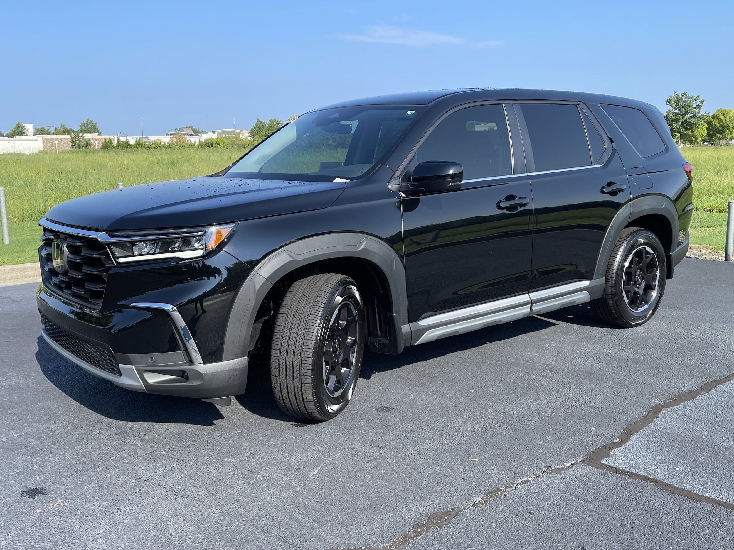 2025 Honda Pilot EX-L photo 3