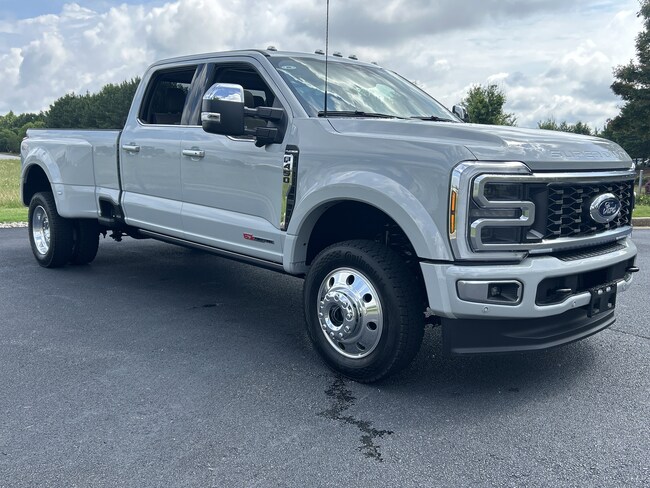 2026 Ford F-450 Truck Crew Cab