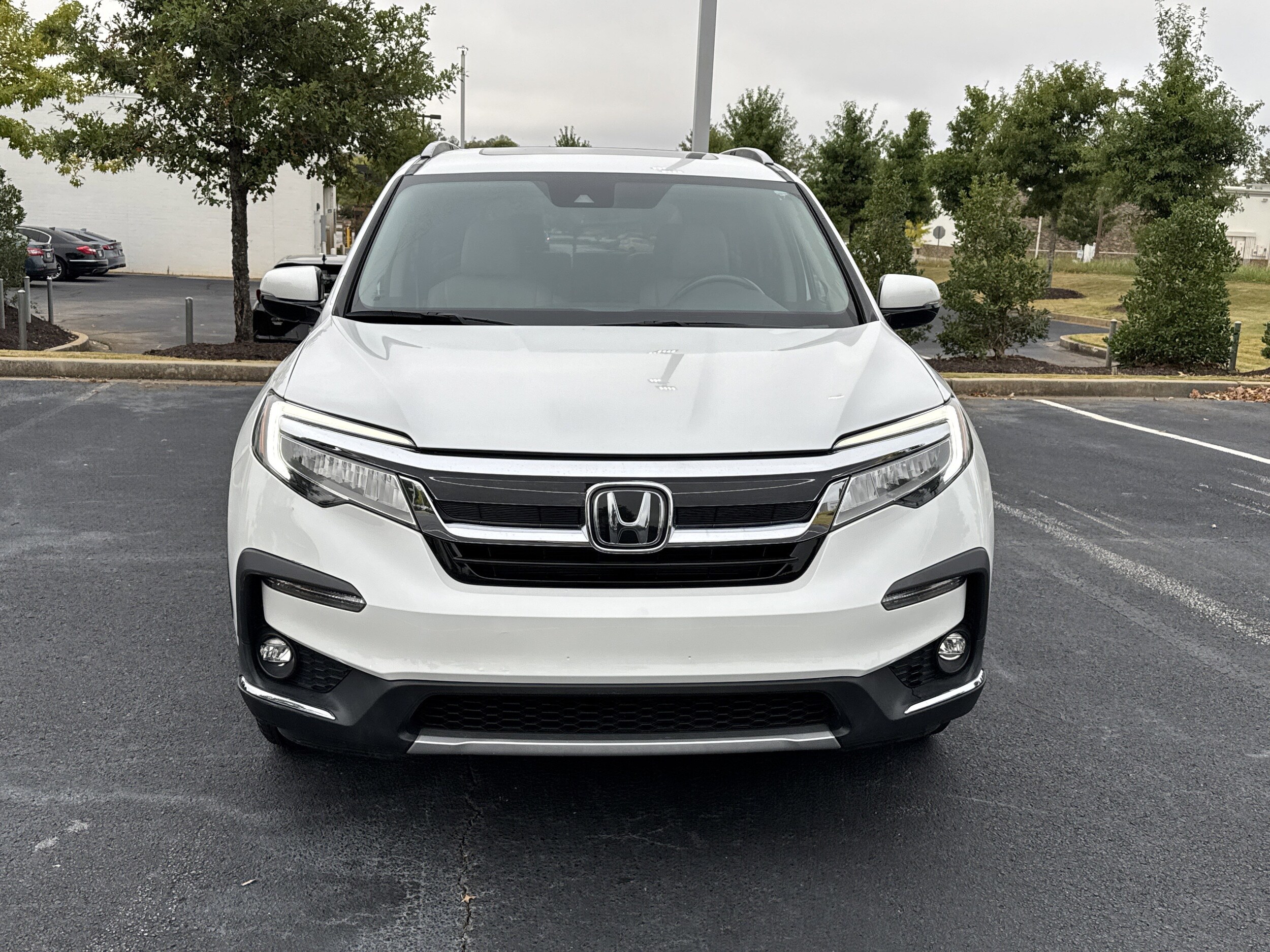 2022 Honda Pilot Touring photo 2
