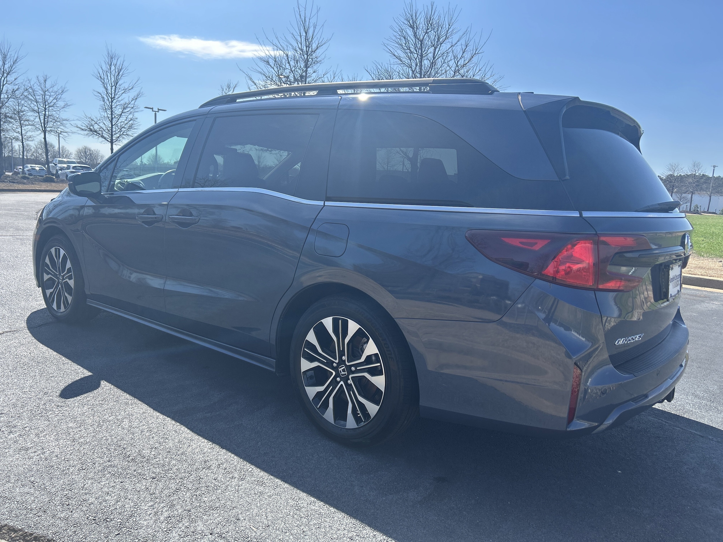 2025 Honda Odyssey Elite photo 6