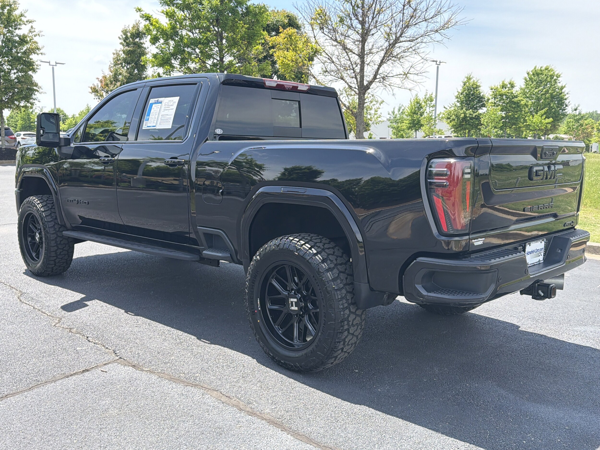 2025 GMC Sierra 2500 HD AT4 photo 5
