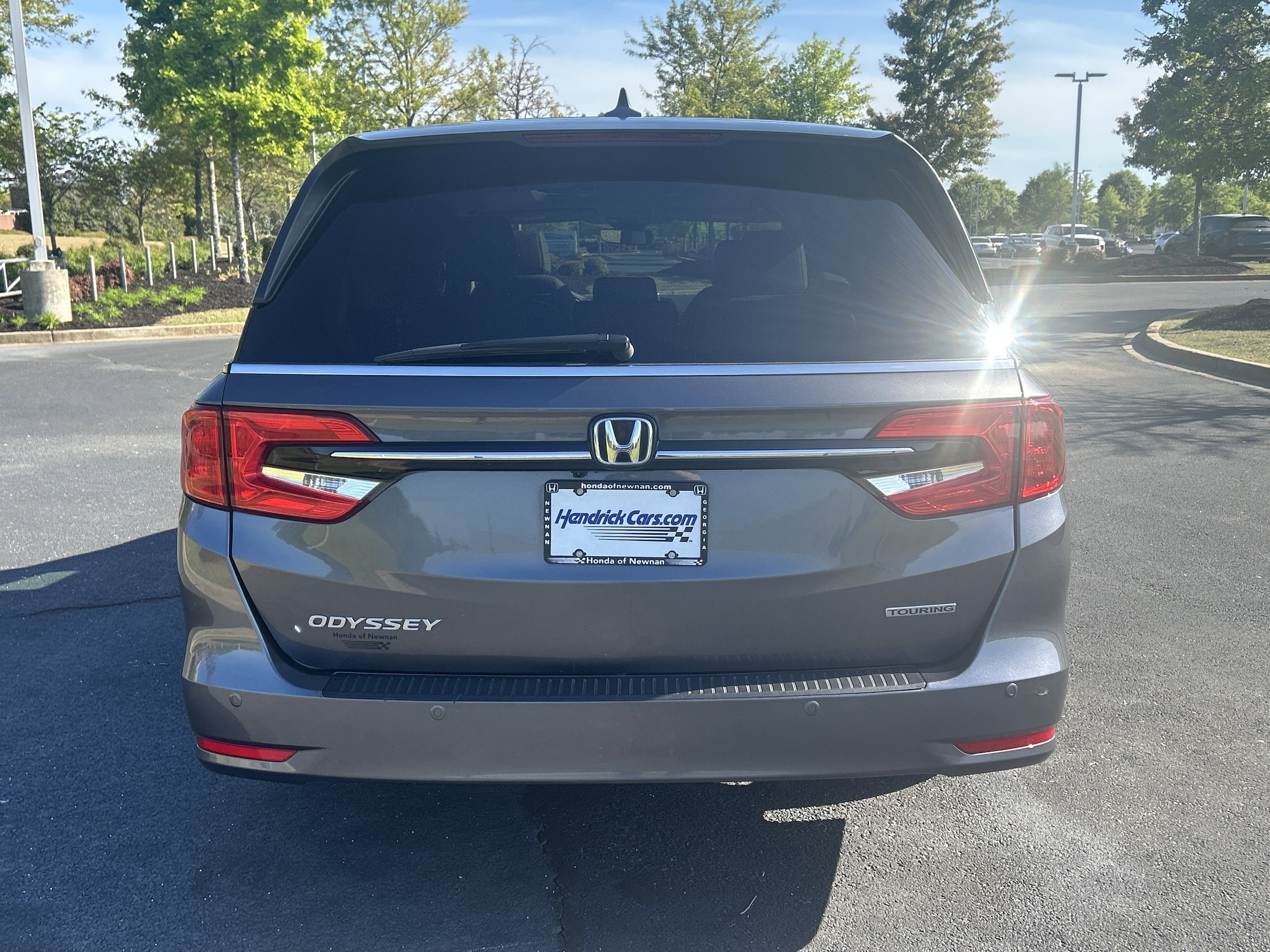 2023 Honda Odyssey Touring photo 3