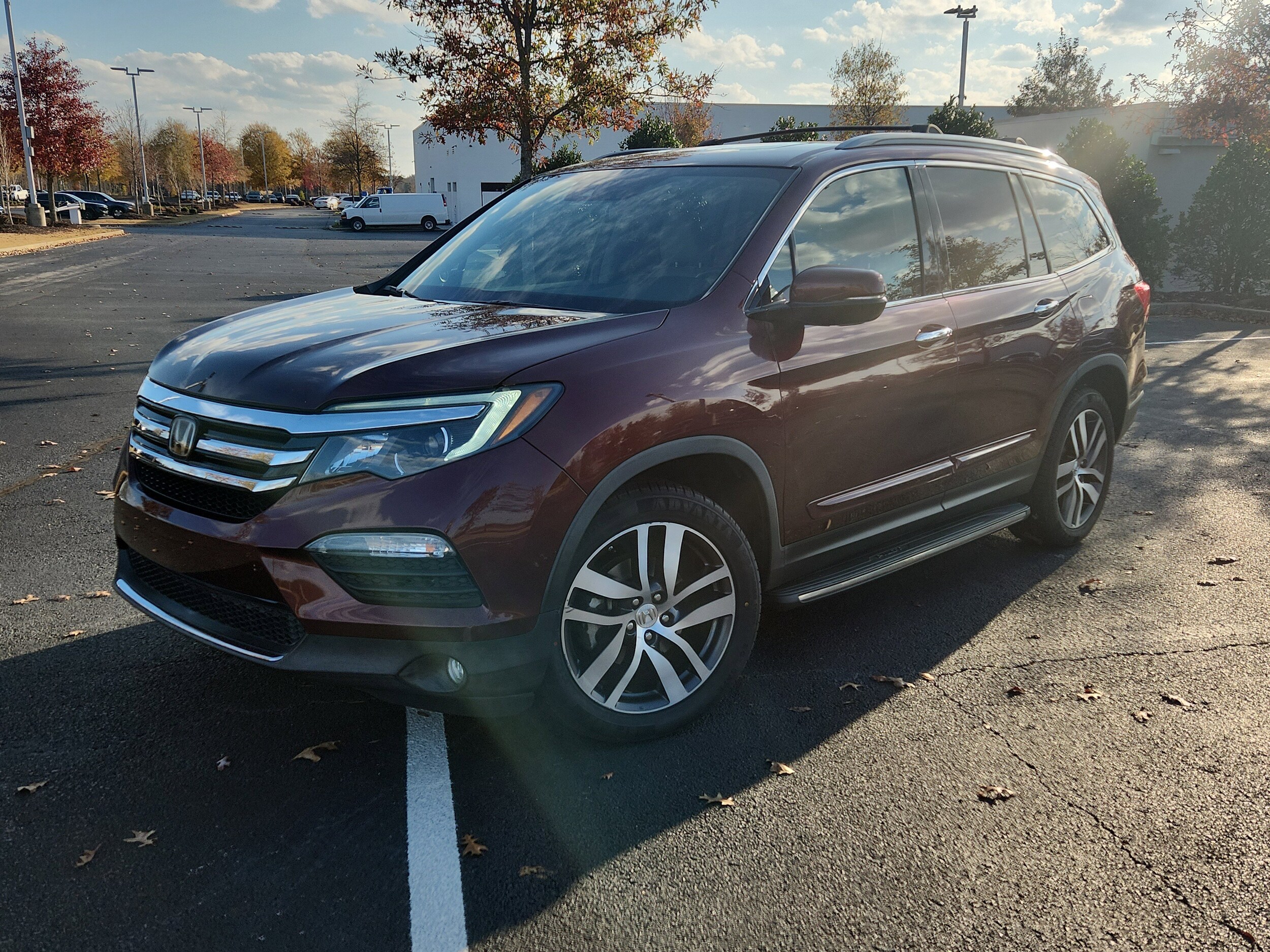 2018 Honda Pilot Touring photo 2