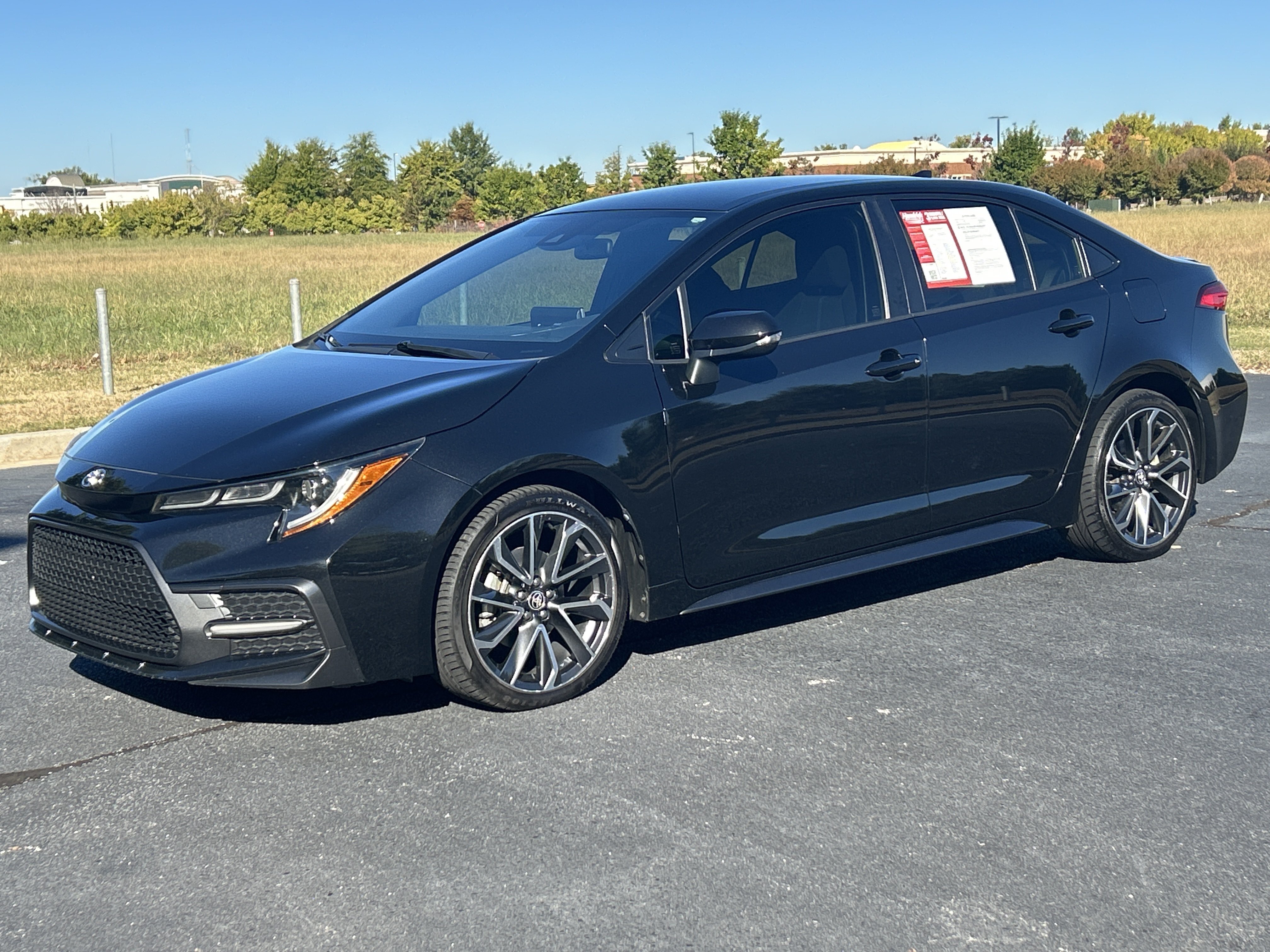 Used 2021 Toyota Corolla SE Sedan