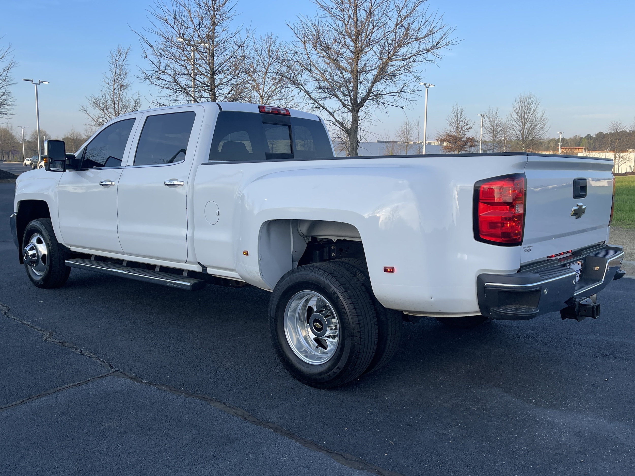 2016 Chevrolet Silverado 3500HD LTZ photo 5