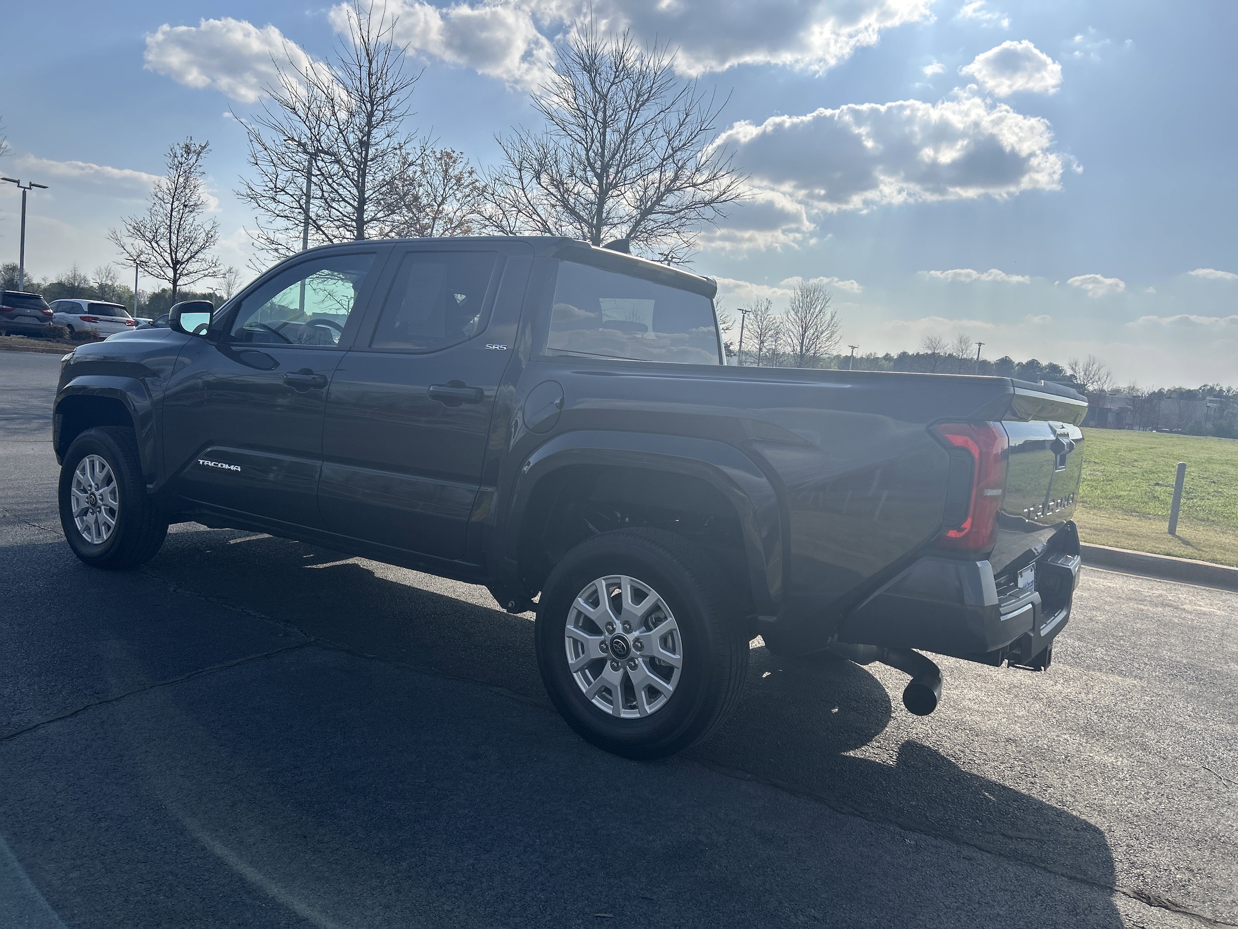 2025 Toyota Tacoma SR5 photo 5