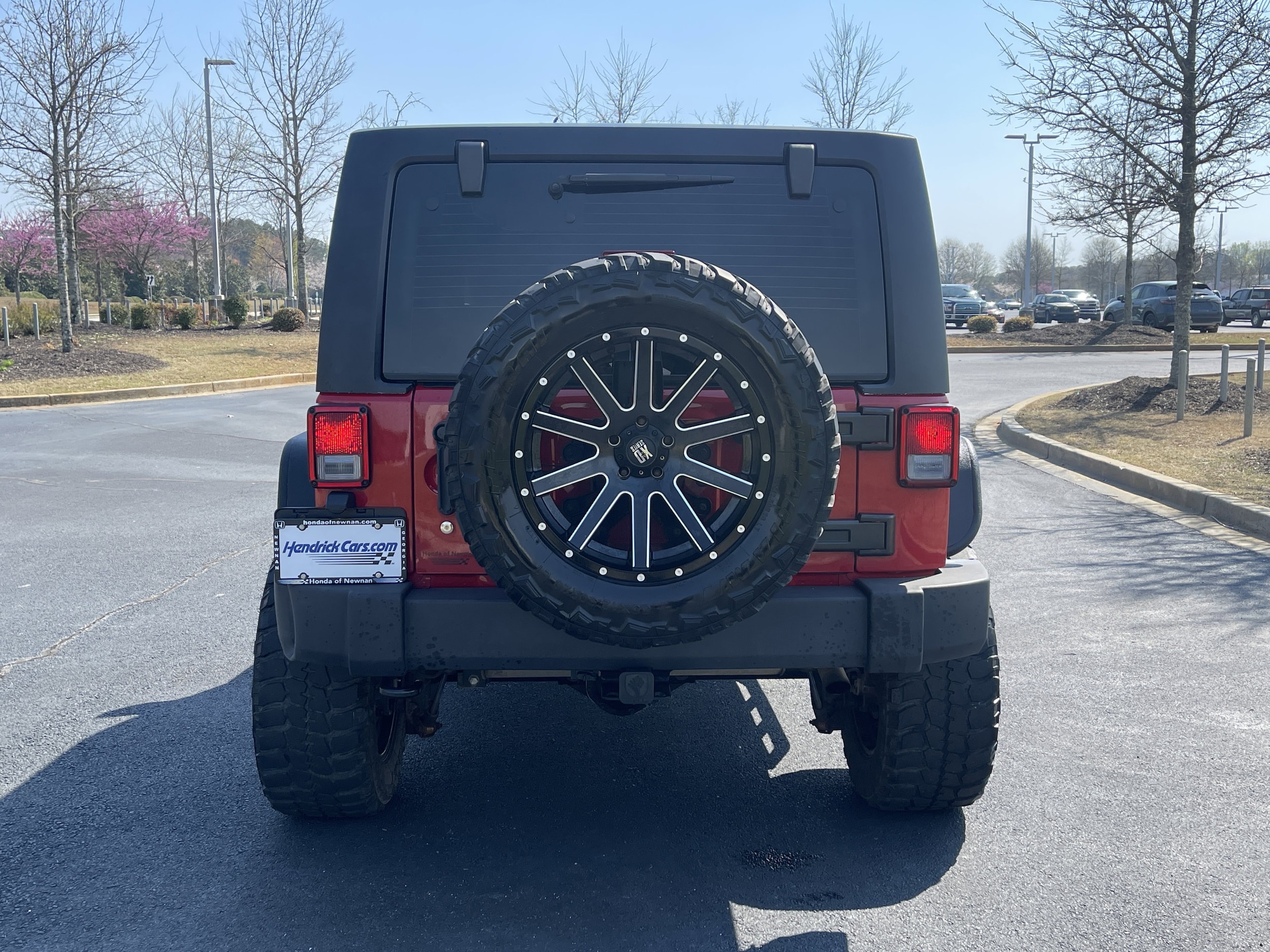 2014 Jeep Wrangler Unlimited Sport 4x4 photo 3