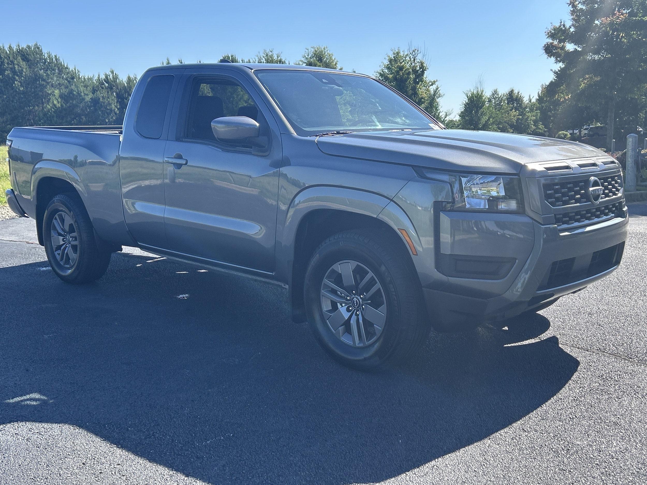 Nissan Frontier SV
