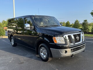 2020 Nissan NV Passenger NV3500 HD SL V8 Van Passenger Van