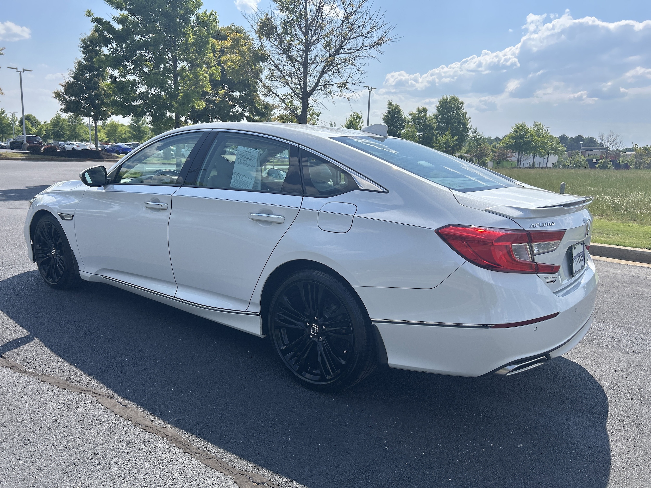 2018 Honda Accord Touring 2.0T photo 6