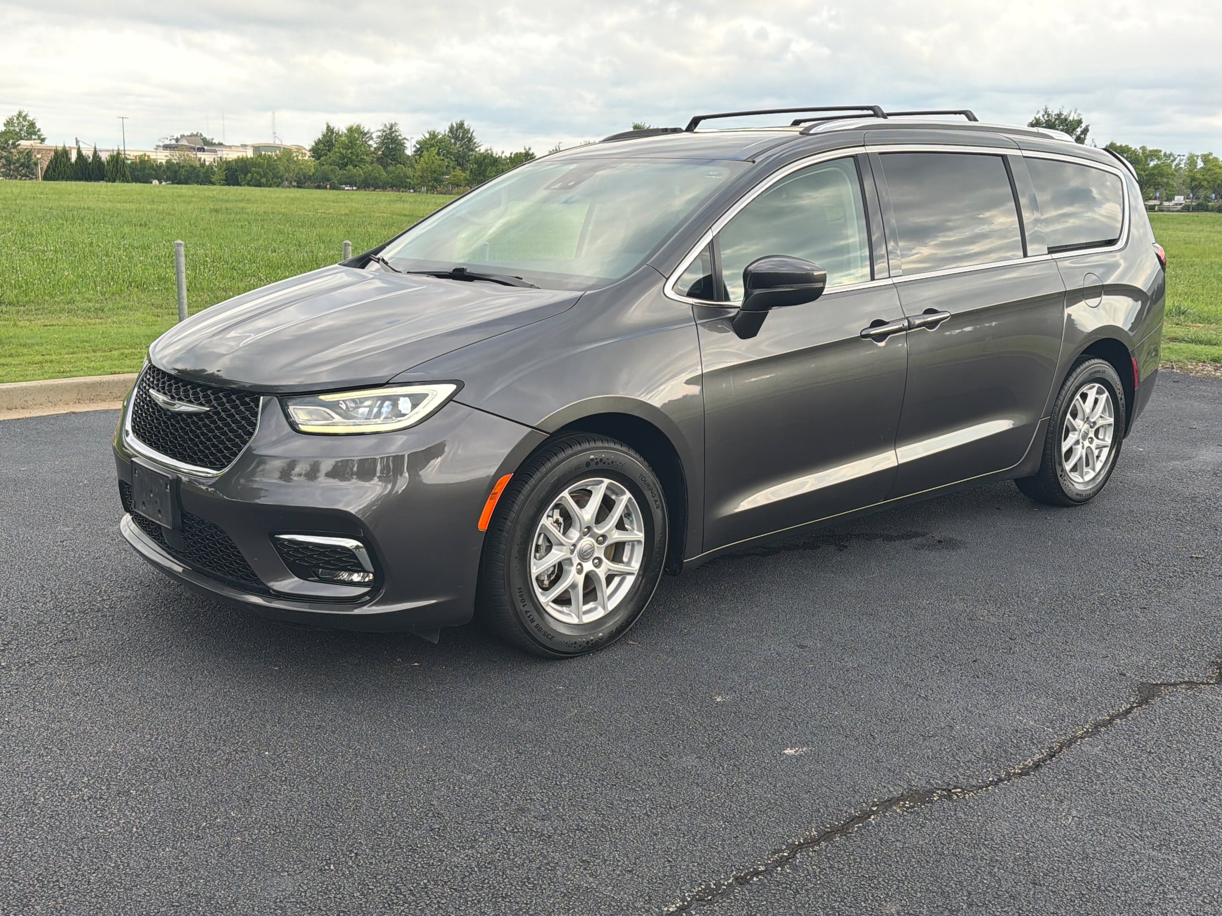 Chrysler Pacifica Touring L