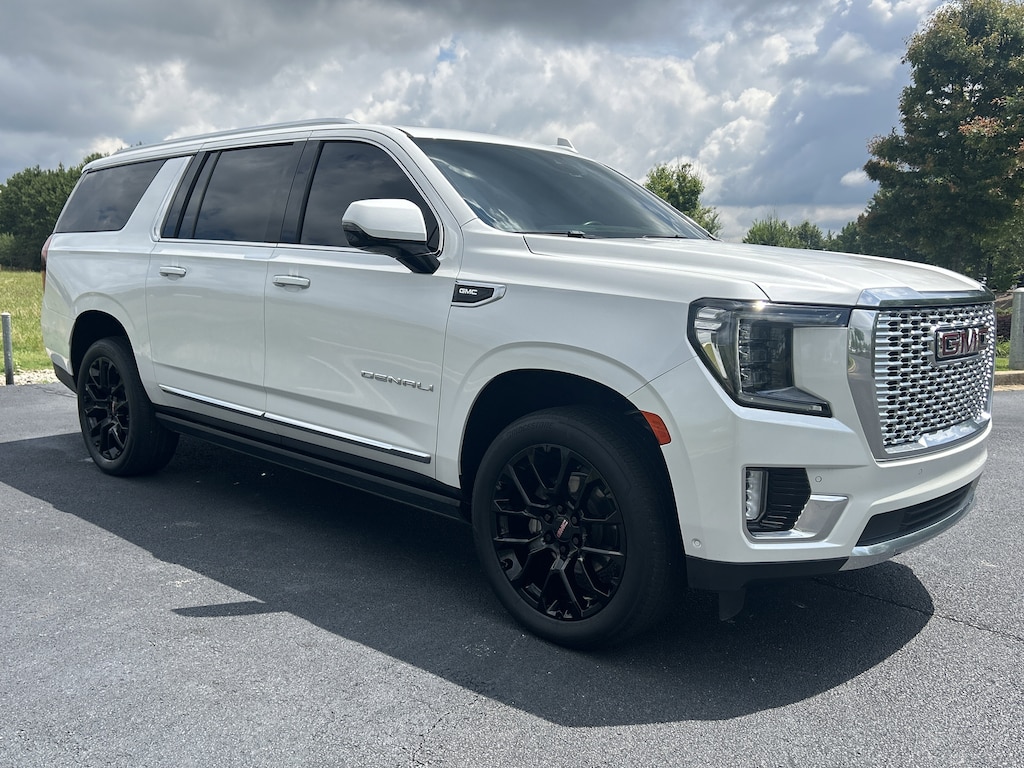 Used 2023 GMC Yukon XL Denali SUV
