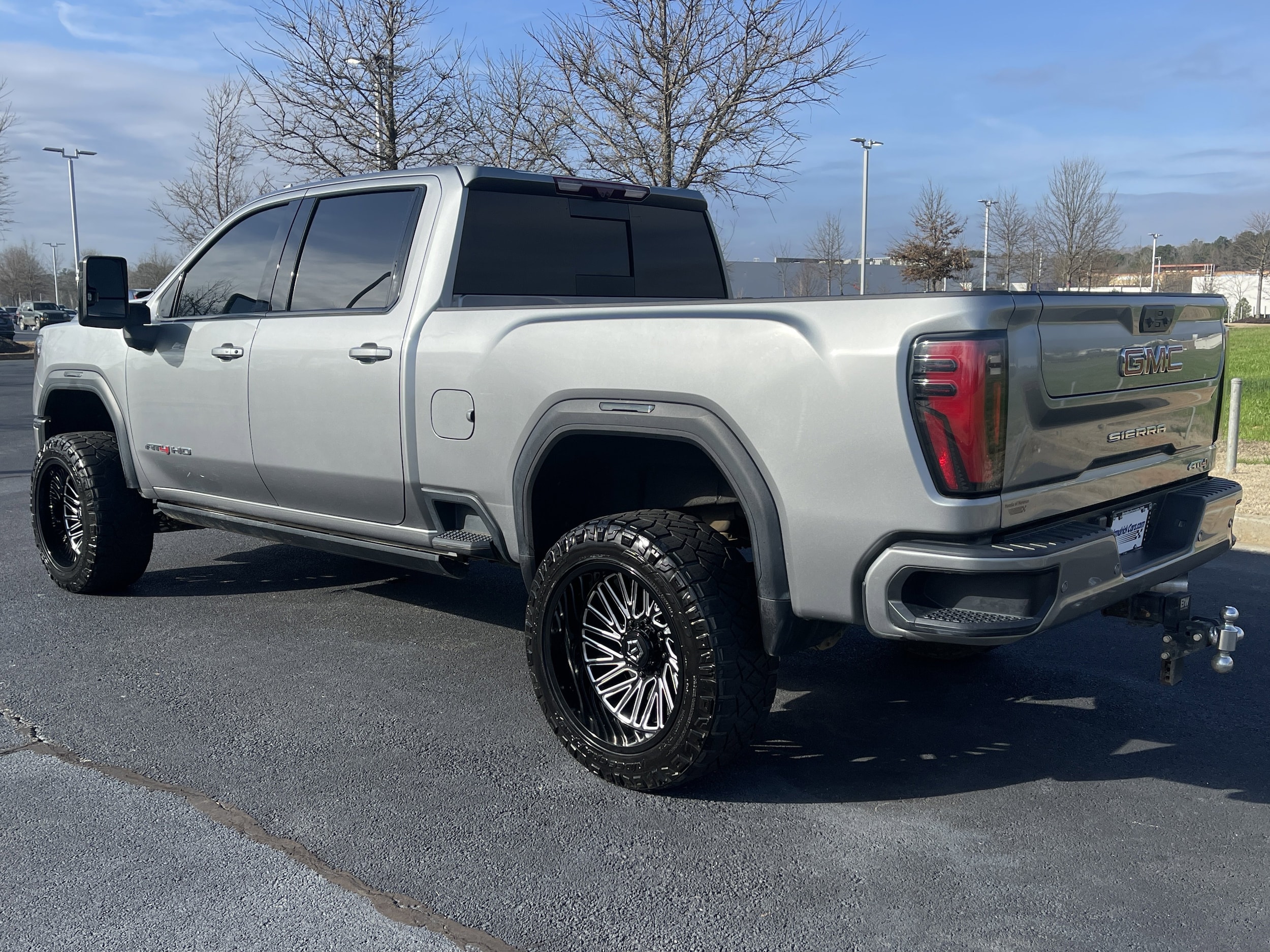 2024 GMC Sierra 2500 HD AT4 photo 5