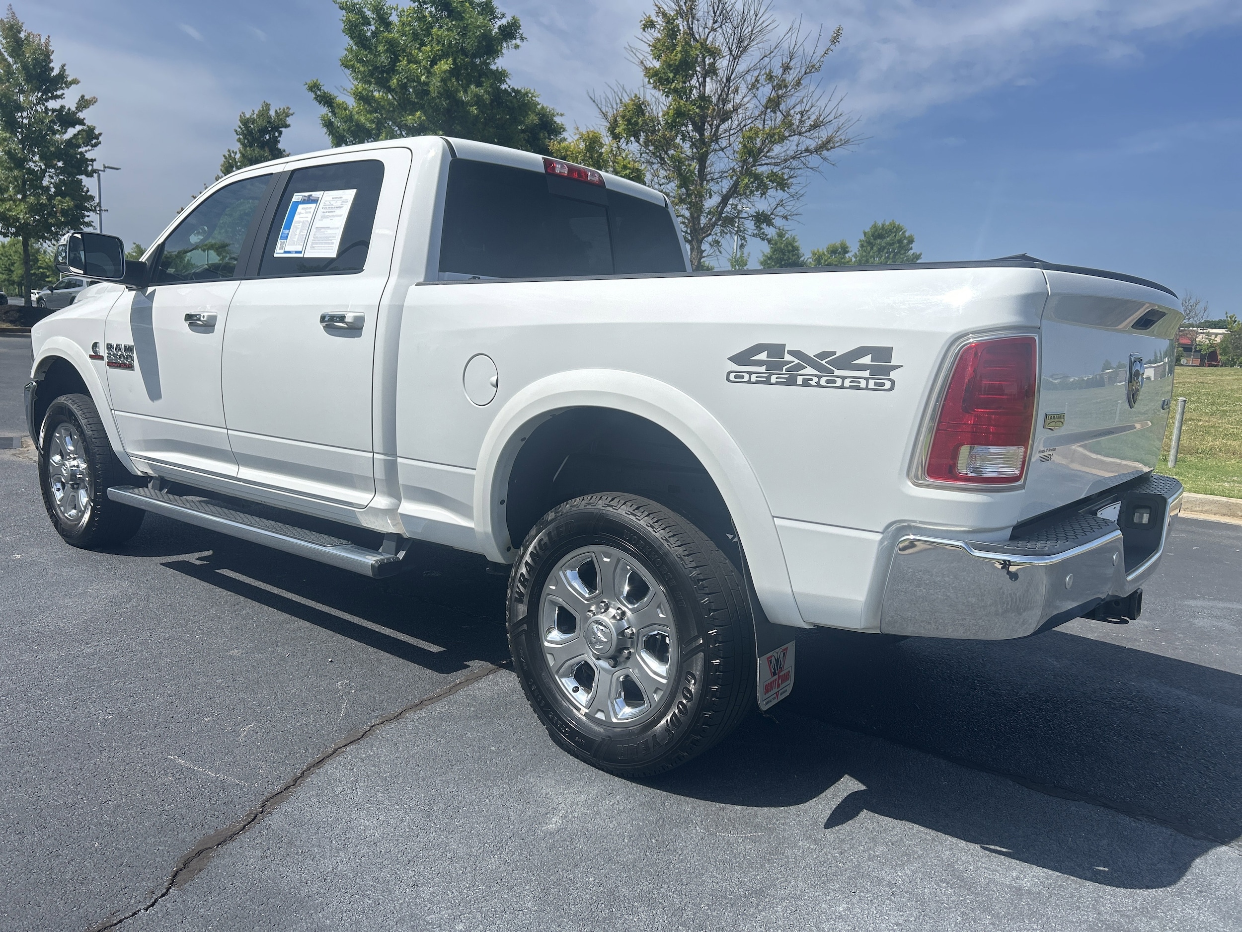 2018 Ram 2500 Laramie photo 5