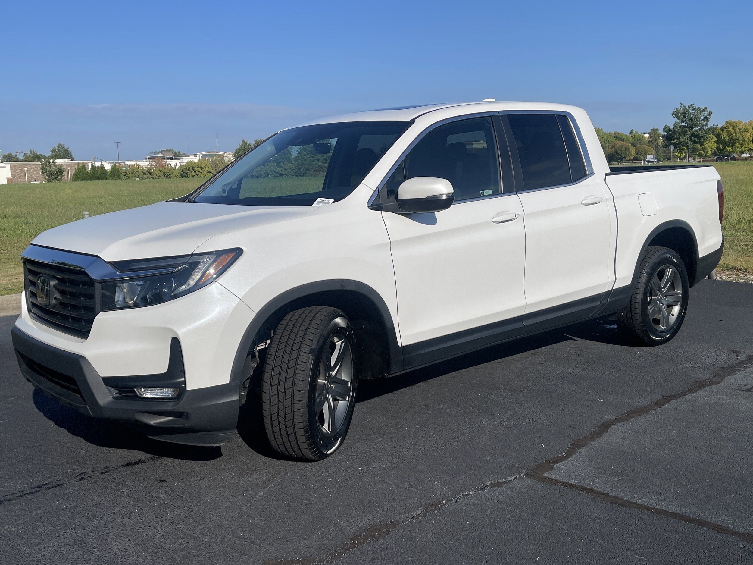 2023 Honda Ridgeline RTL photo 3