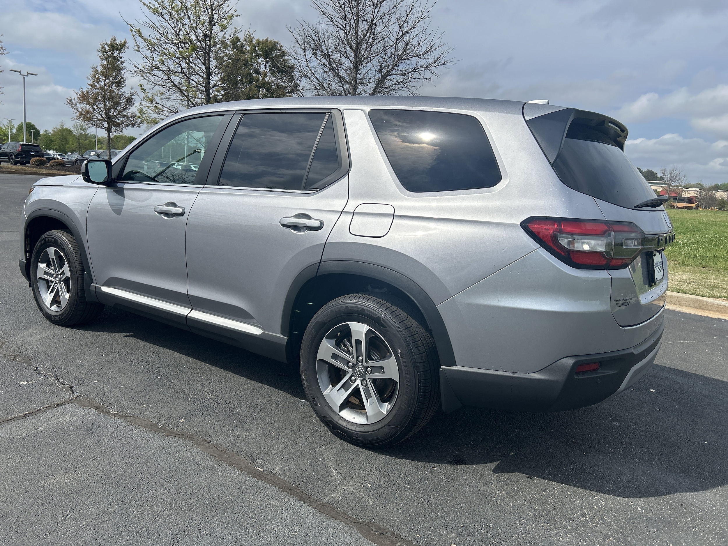 2025 Honda Pilot EX-L photo 6