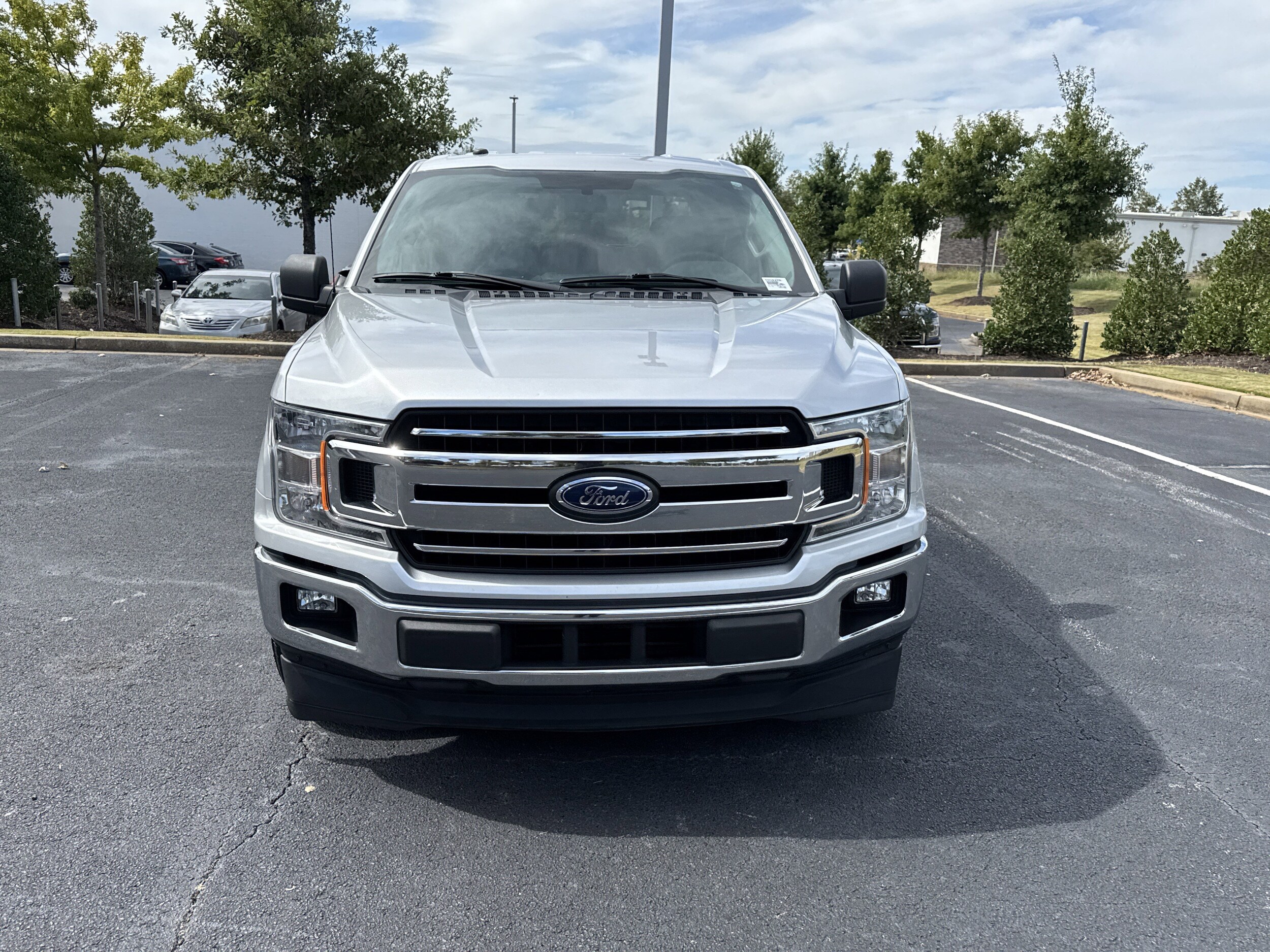 2018 Ford F-150 photo 2