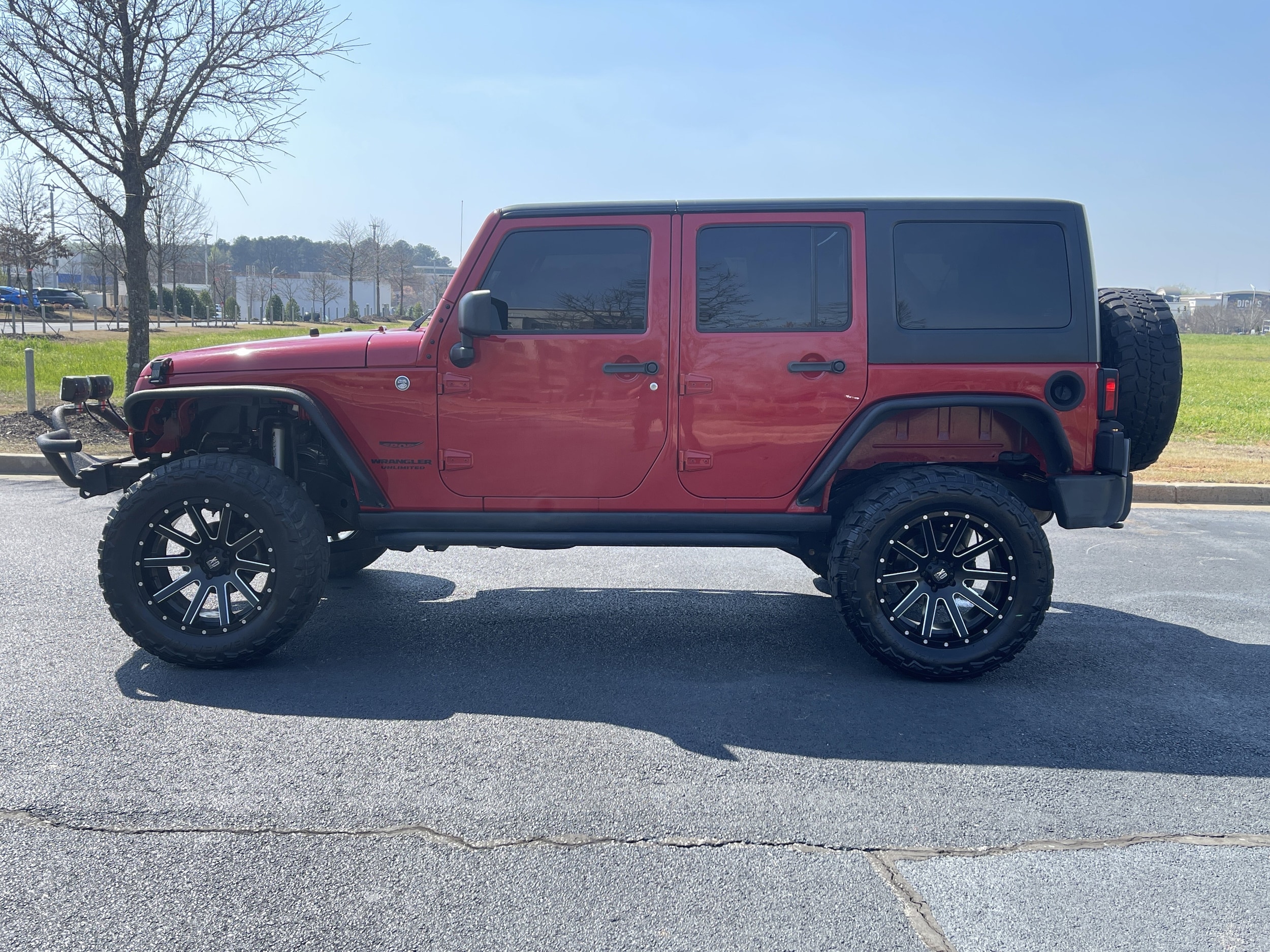2014 Jeep Wrangler Unlimited Sport 4x4 photo 5