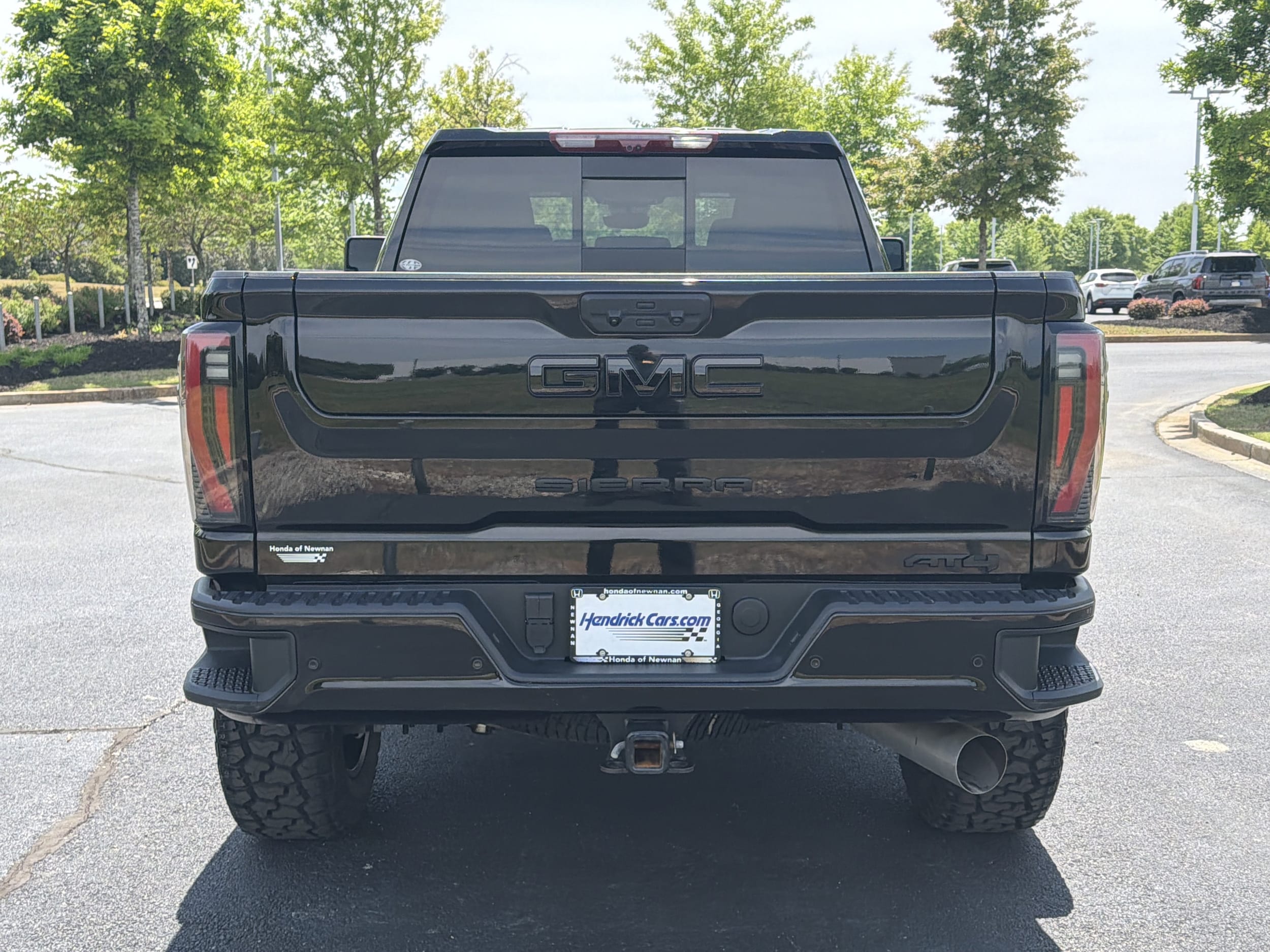 2025 GMC Sierra 2500 HD AT4 photo 6