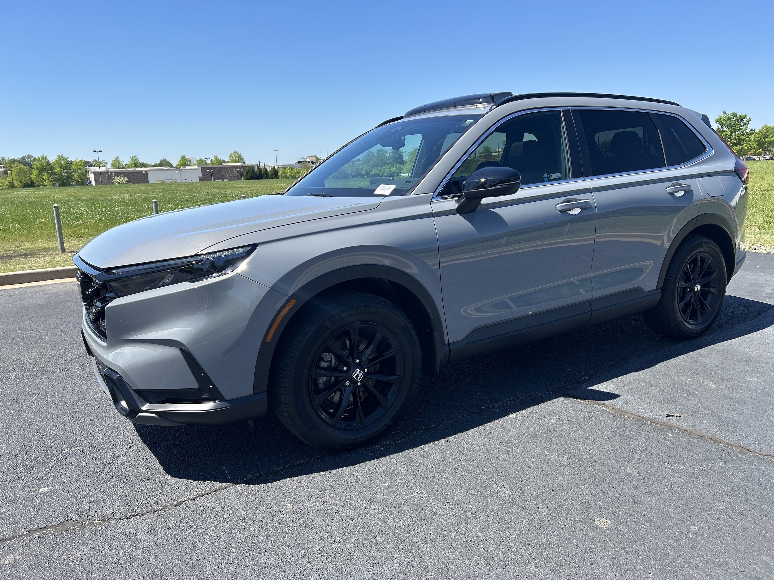 2025 Honda CR-V Hybrid Sport photo 4