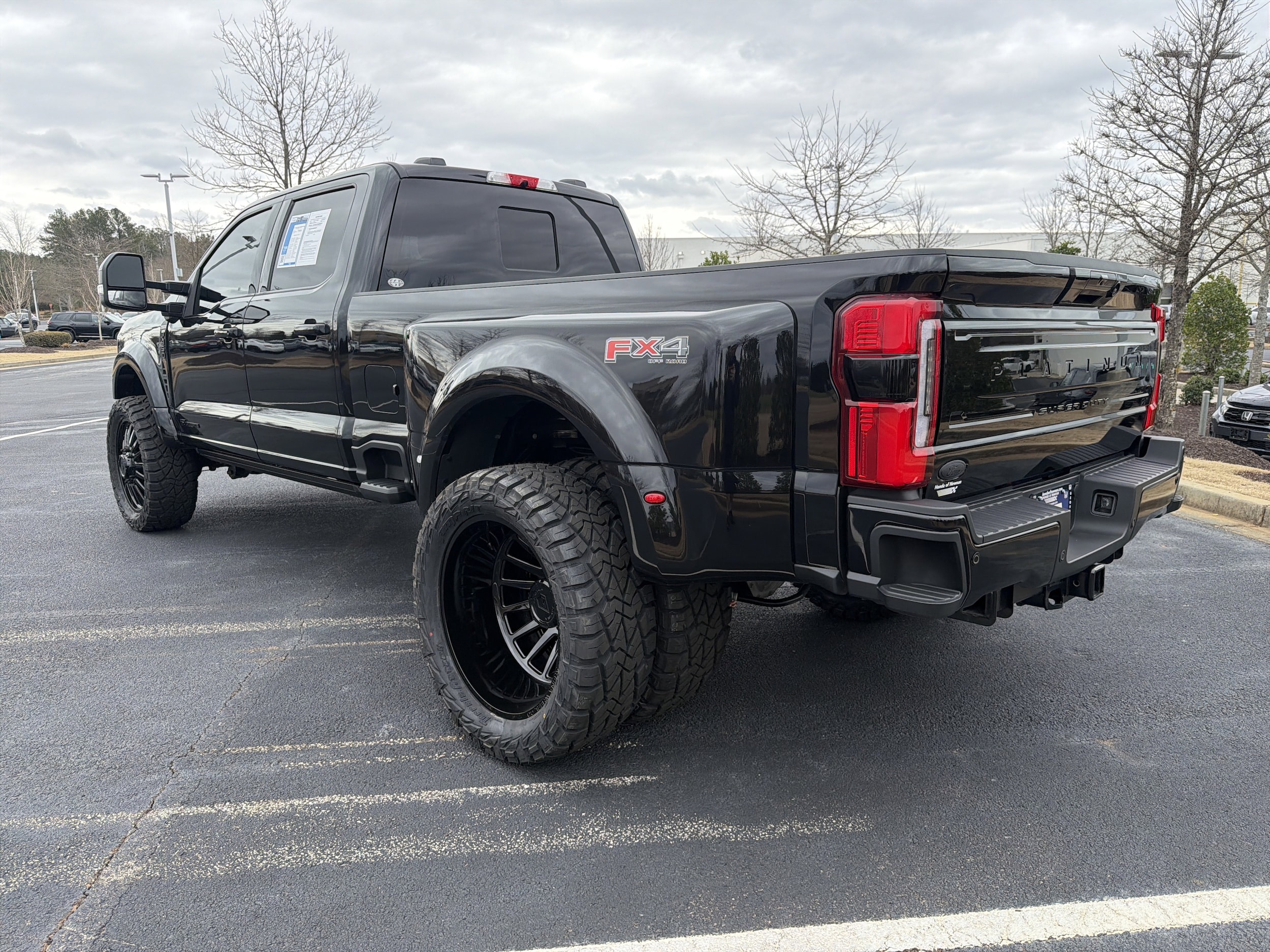 2025 Ford F-450 photo 5