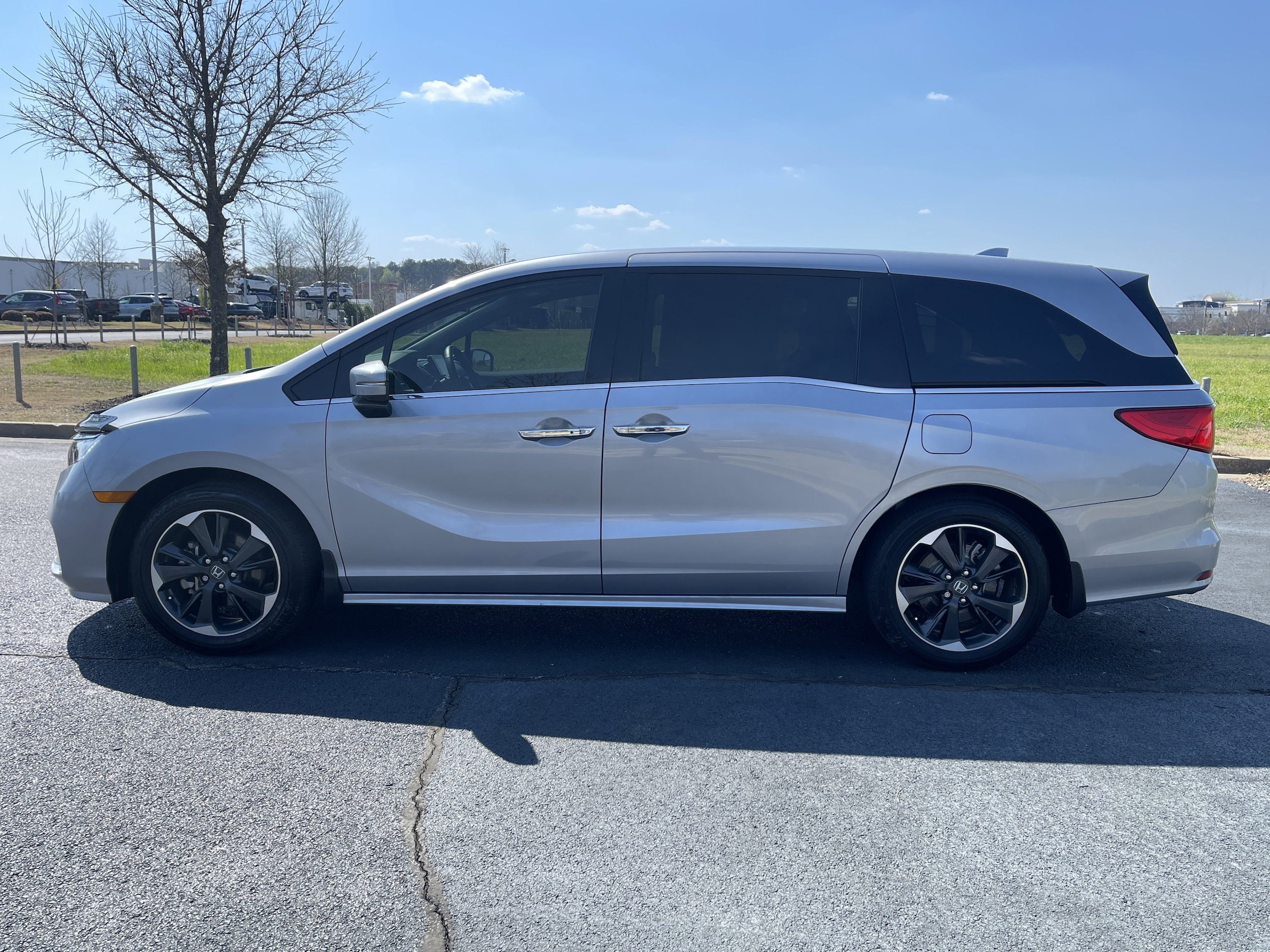 2024 Honda Odyssey Elite photo 5