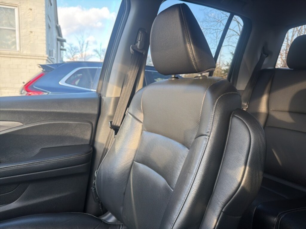 Certified 2022 Honda Ridgeline RTL Truck