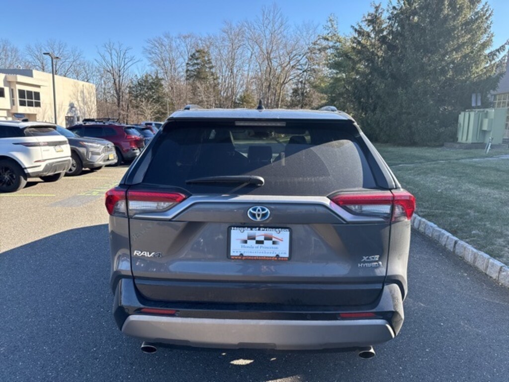 Used 2022 Toyota RAV4 Hybrid XSE SUV