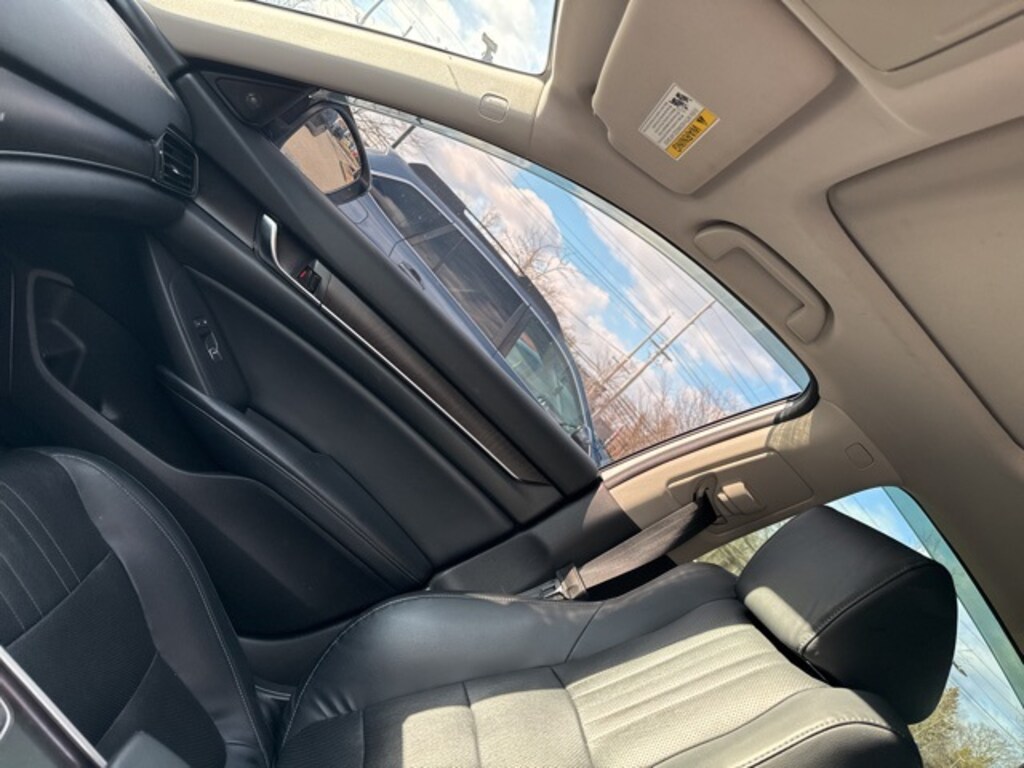 Certified 2018 Honda Accord Touring 2.0T Sedan