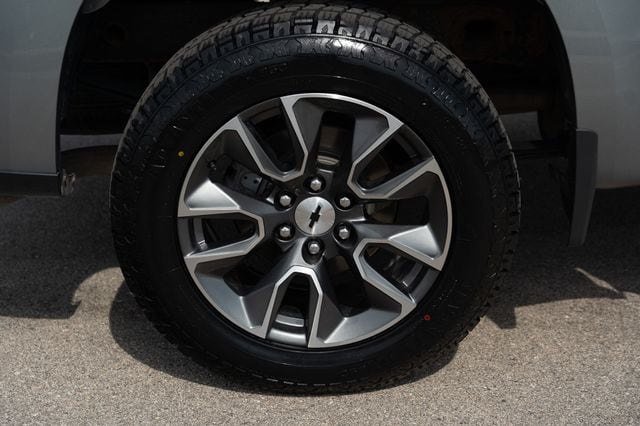 2023 Chevrolet Silverado 1500 RST - Photo 10