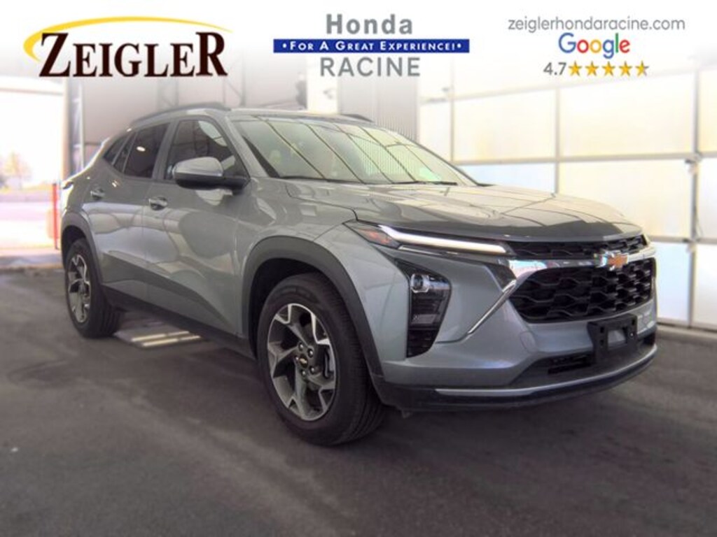 Used 2025 Chevrolet Trax LT SUV