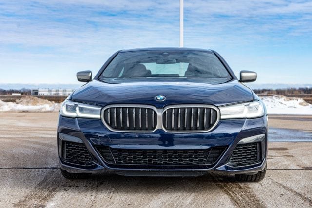 2023 BMW M550I - Image 2
