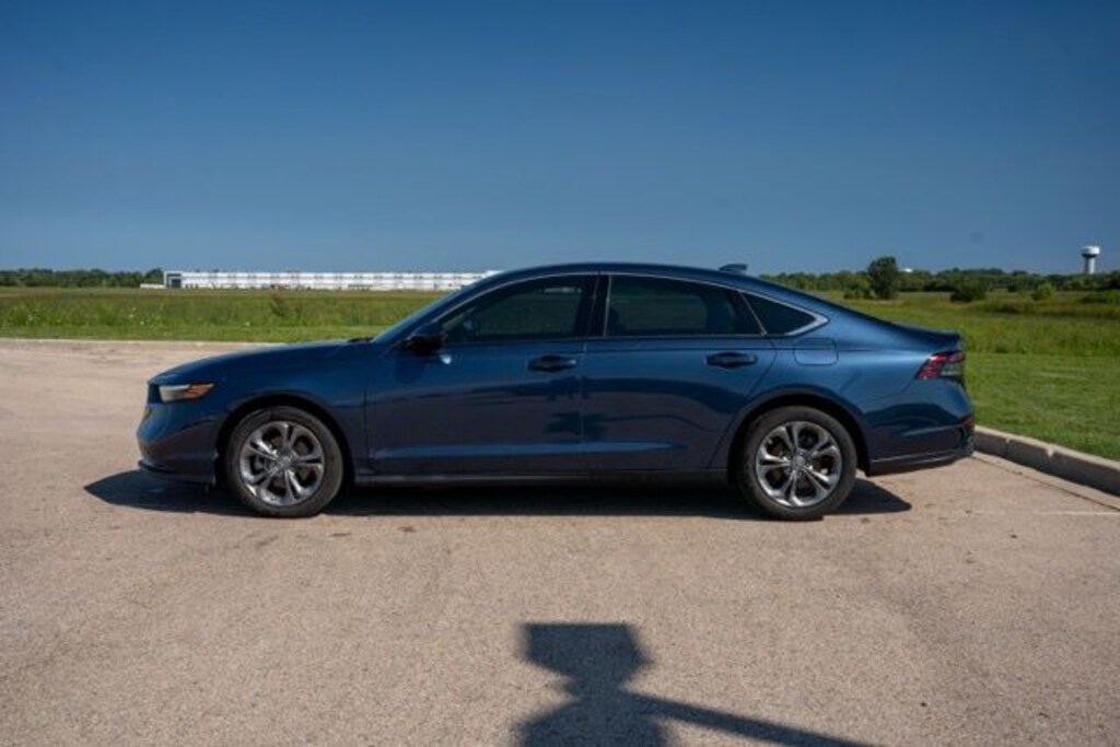 Used 2023 Honda Accord EX Sedan