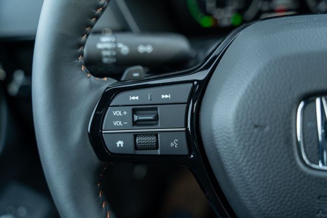 2025 Honda CR-V Sport Touring - Photo 24